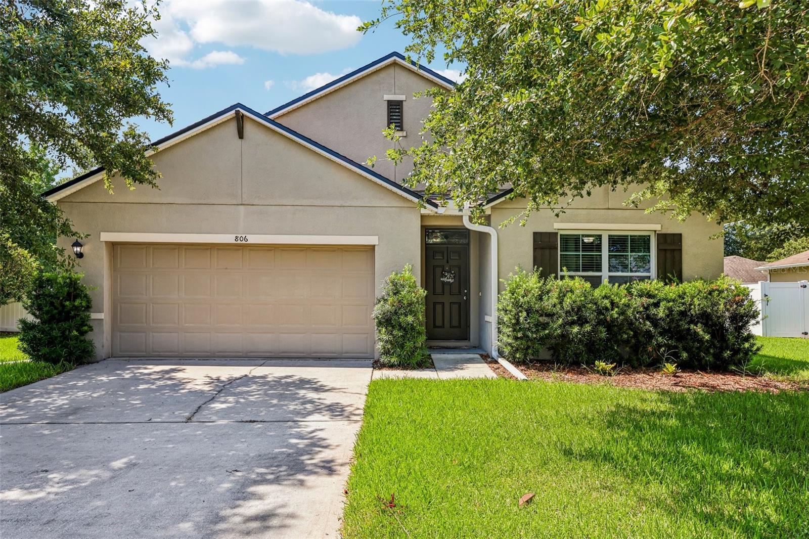 806 Grand Park, Deland, FL 32724