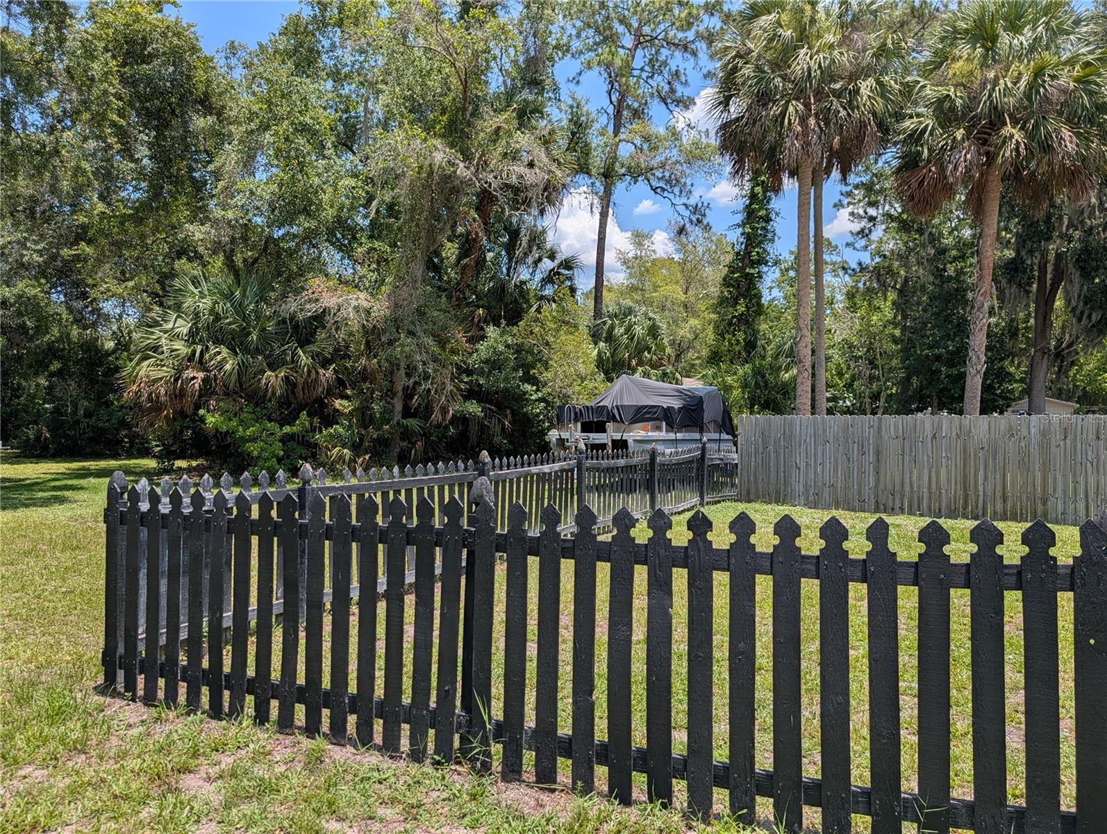 55914 Bay, Astor, FL 32102