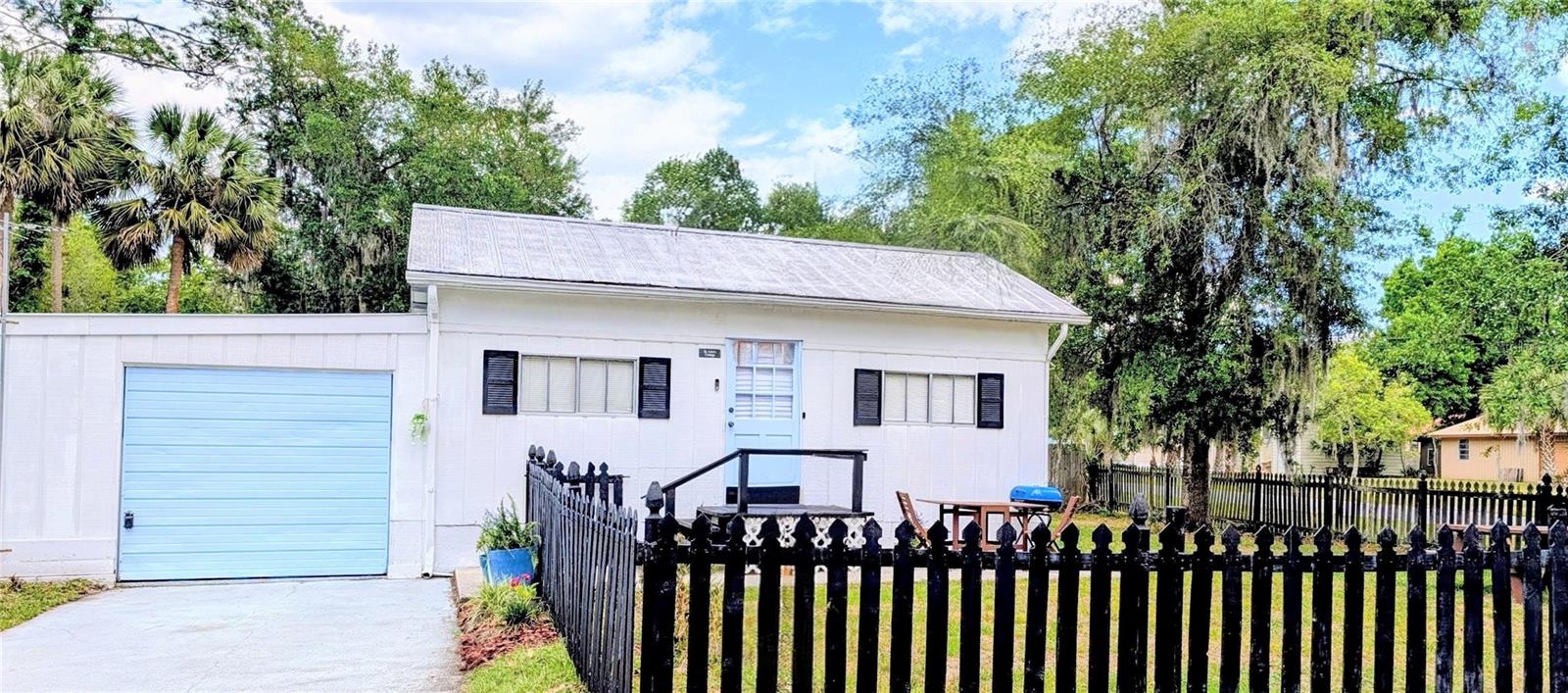 55914 Bay, Astor, FL 32102