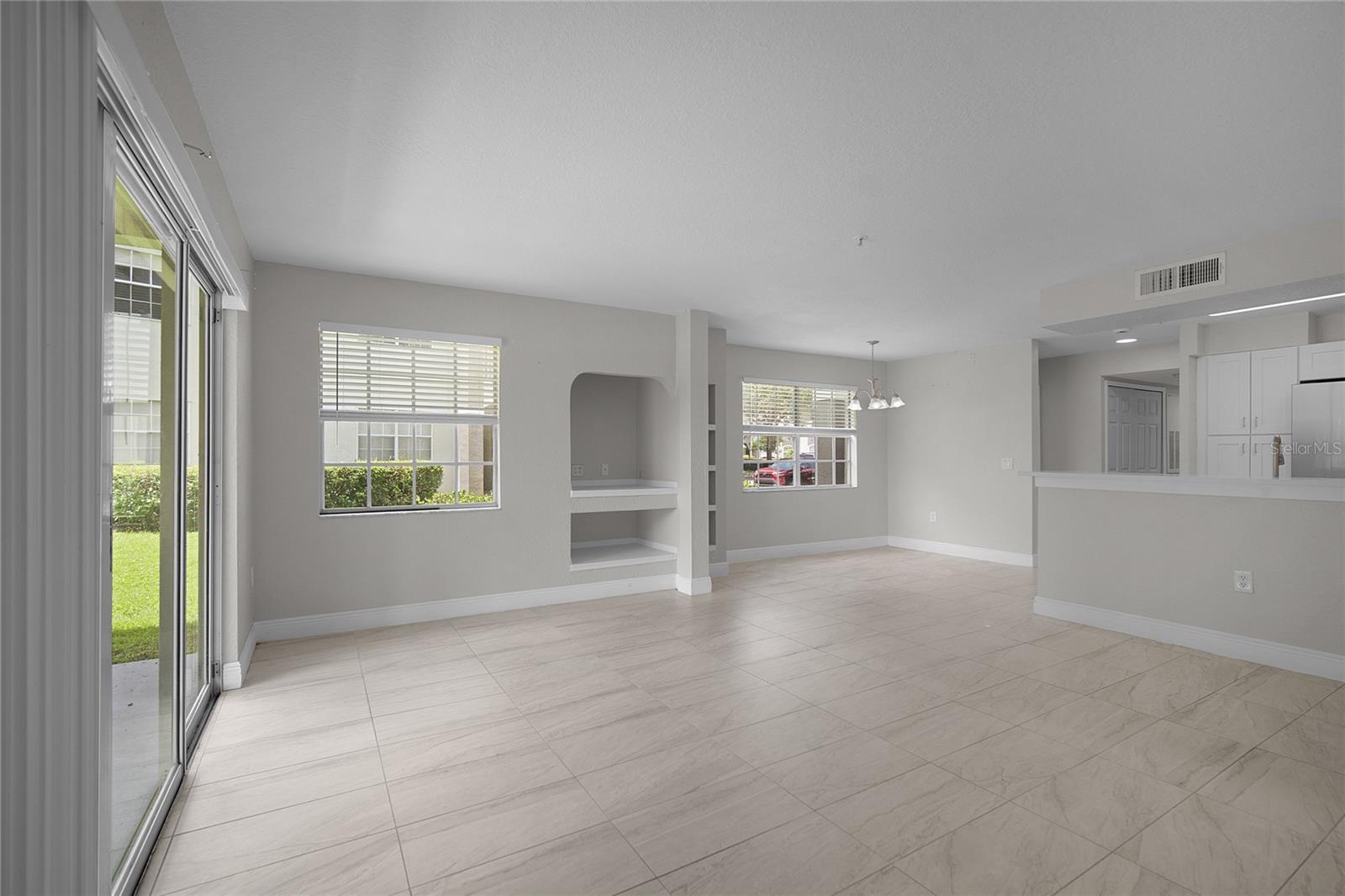 13929 Fairway Island Unit 818, Orlando, FL 32837