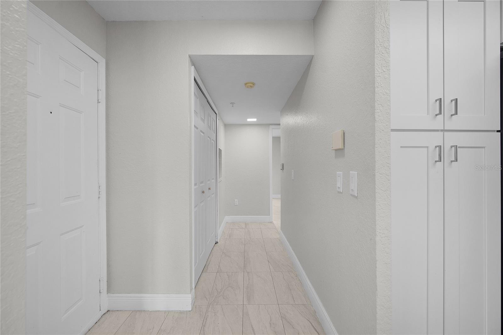 13929 Fairway Island Unit 818, Orlando, FL 32837
