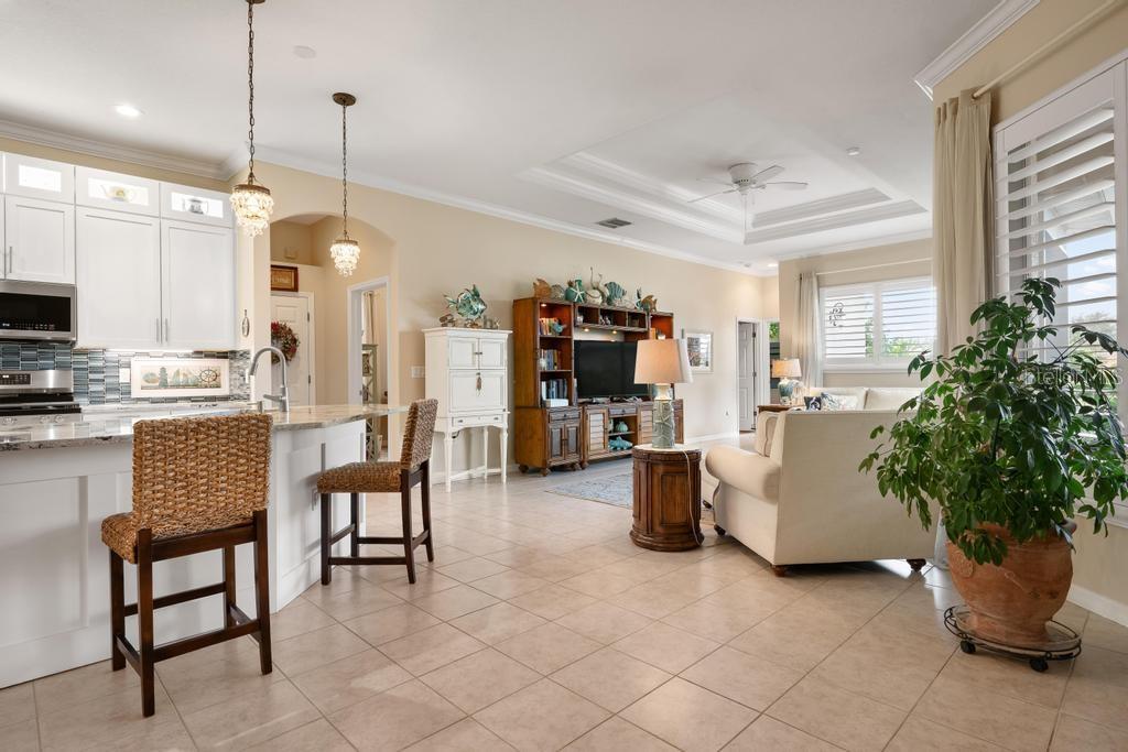 264 Dahlia, Bradenton, FL 34212