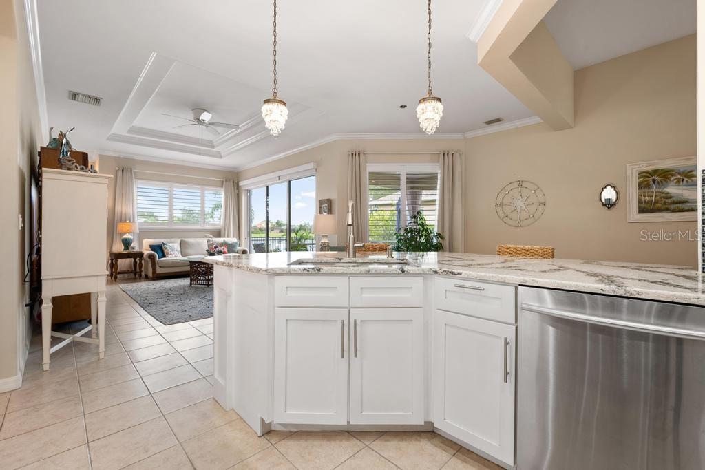 264 Dahlia, Bradenton, FL 34212