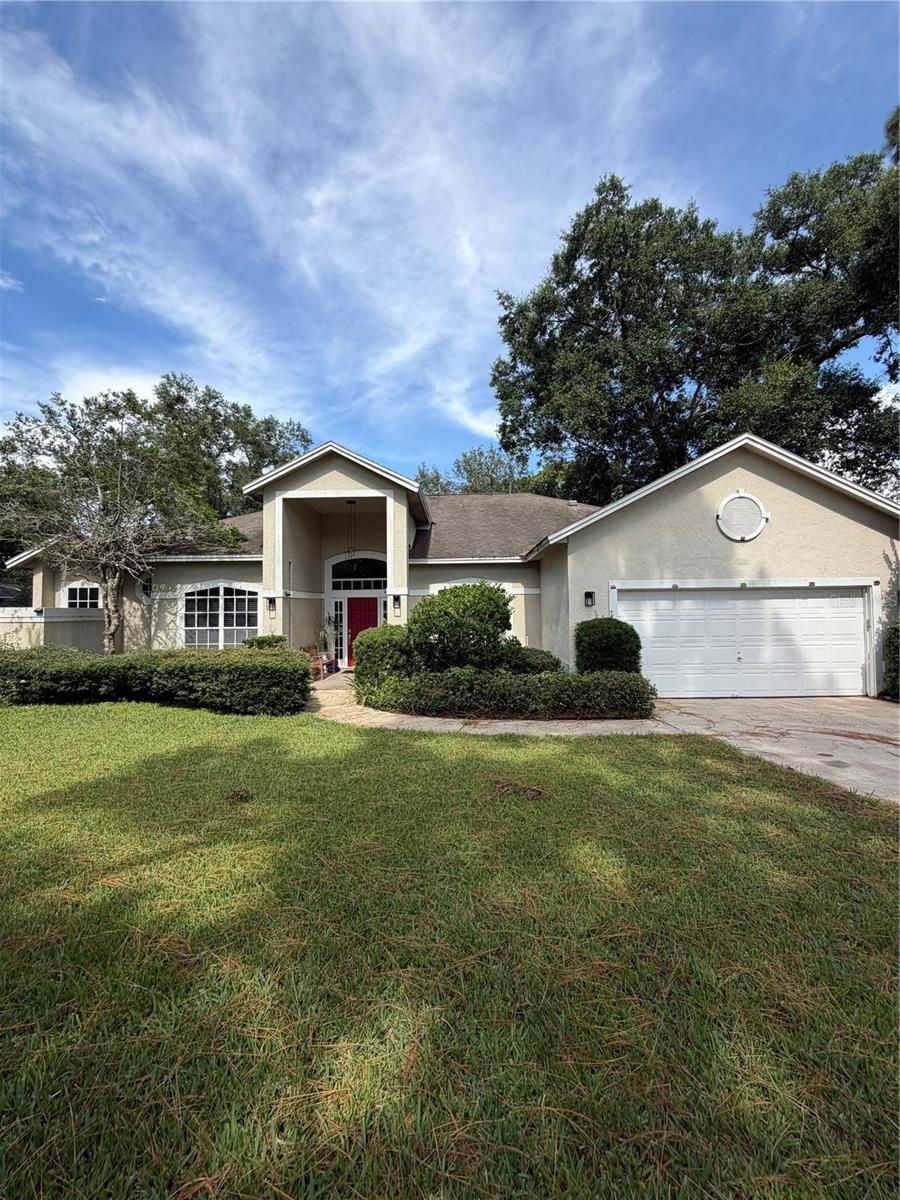 2435 Sweetwater Country Club Place, Apopka, FL 32712