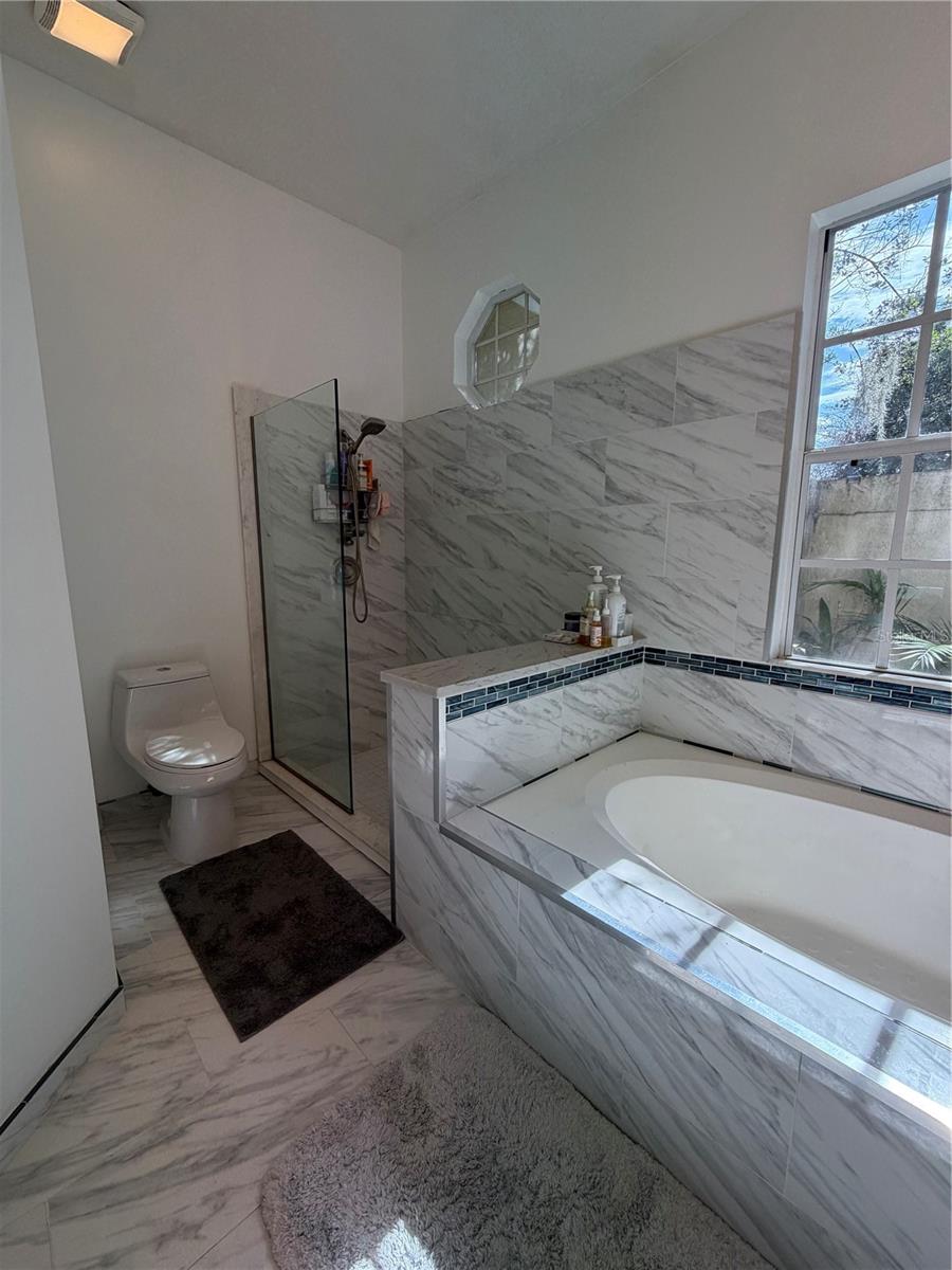2435 Sweetwater Country Club Place, Apopka, FL 32712