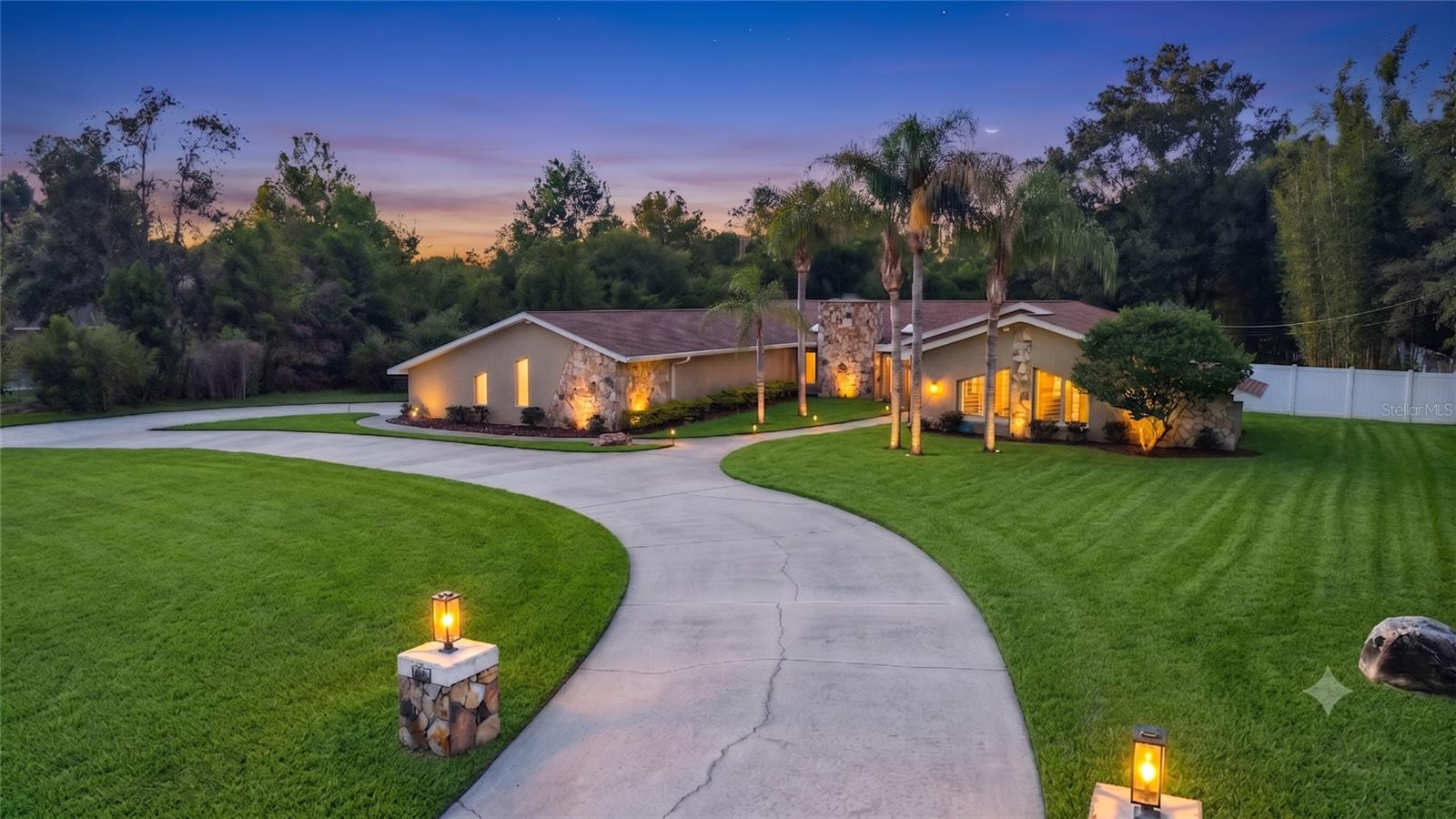 7487 River Country, Weeki Wachee, FL 34607