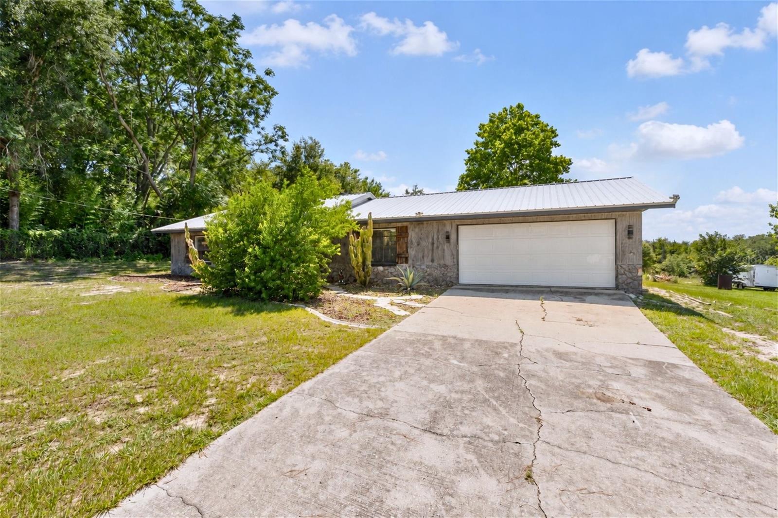 37149 Grays Airport, Lady Lake, FL 32159
