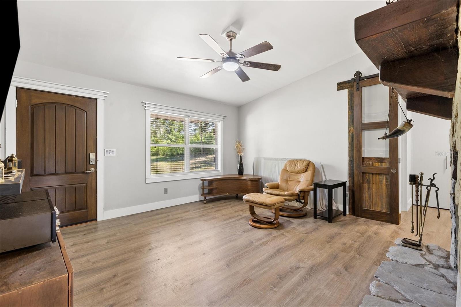 37149 Grays Airport, Lady Lake, FL 32159