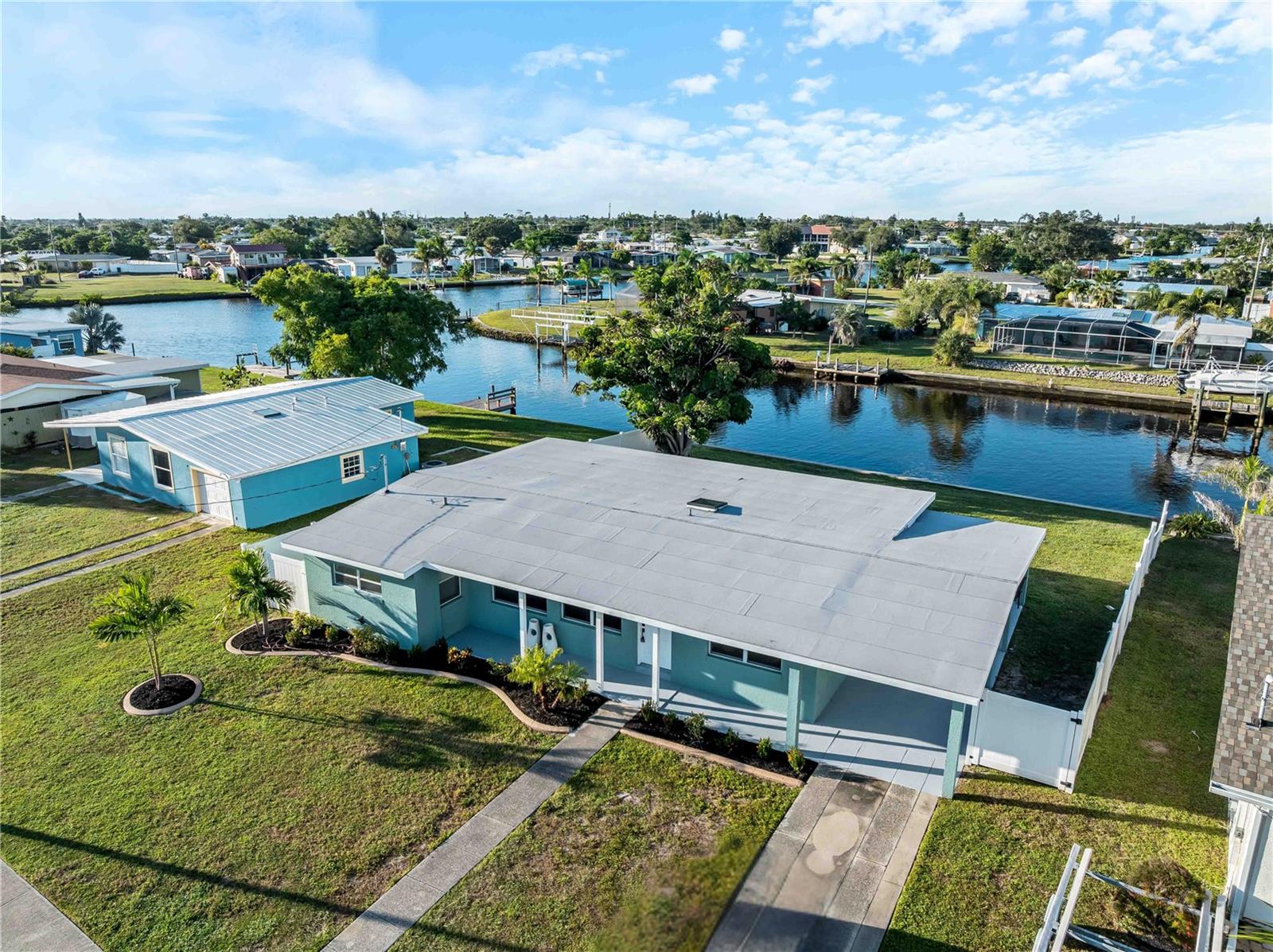 581 Lindley, Port Charlotte, FL 33952