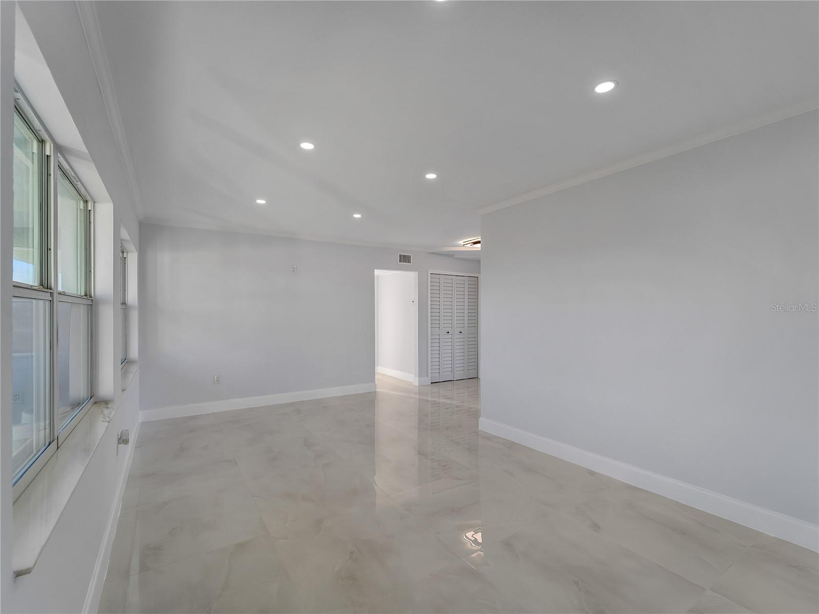 581 Lindley, Port Charlotte, FL 33952