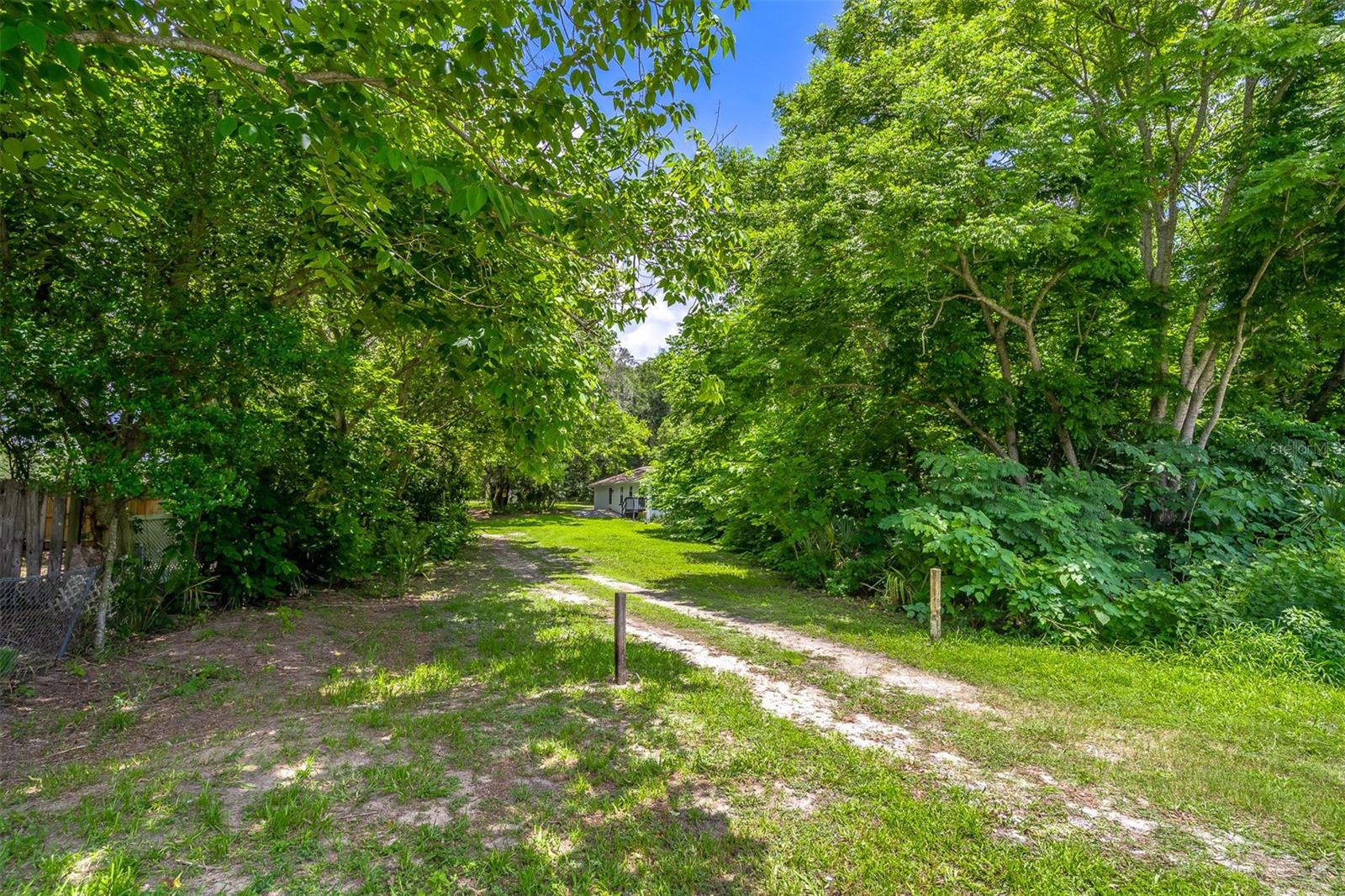 497 Beresford, Deland, FL 32720