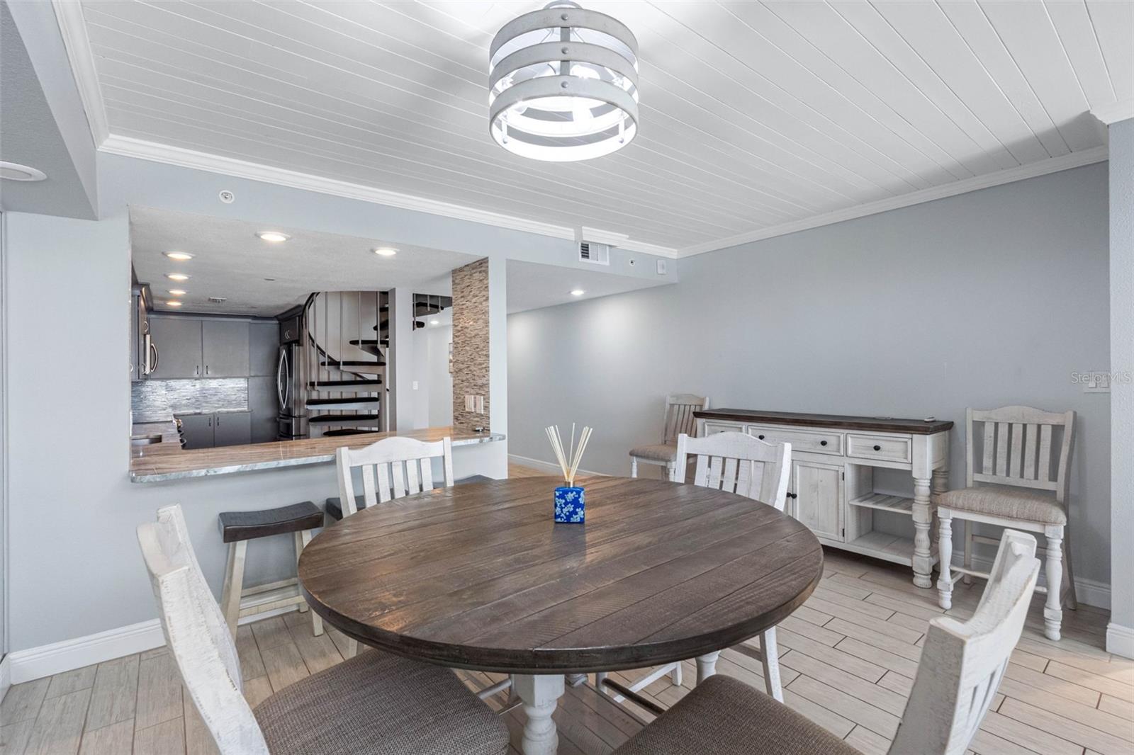 19700 Gulf Unit 403, Indian Shores, FL 33785