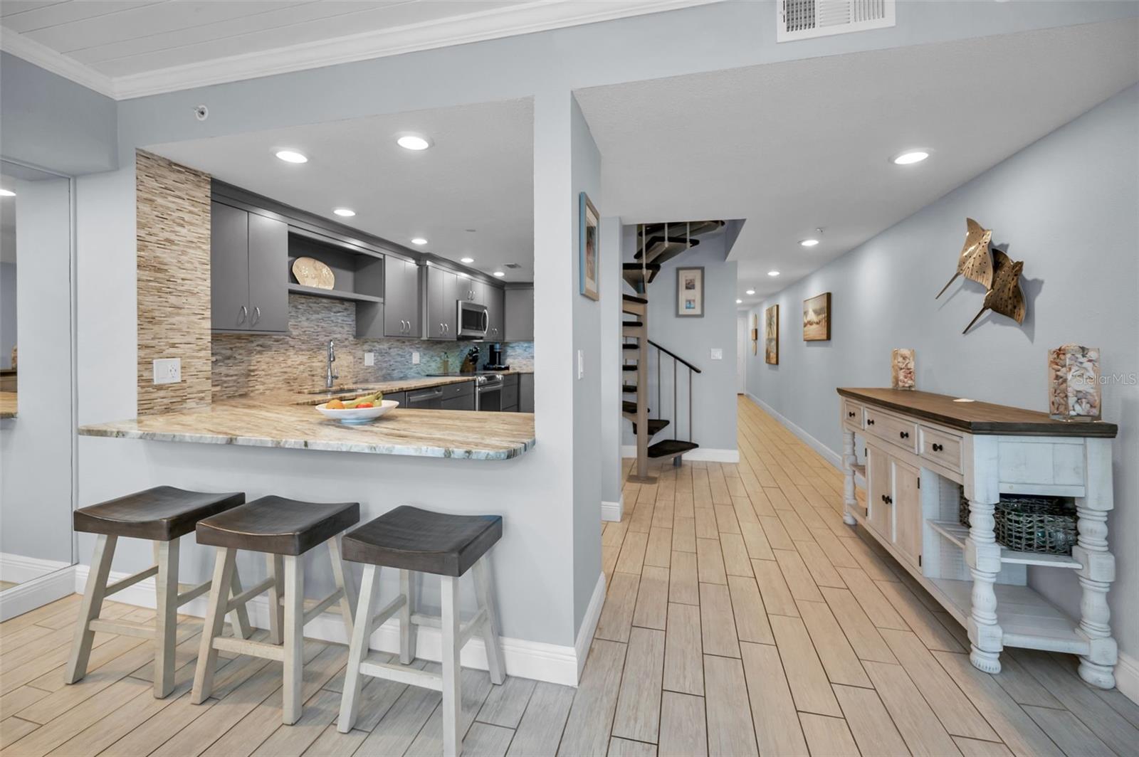 19700 Gulf Unit 403, Indian Shores, FL 33785