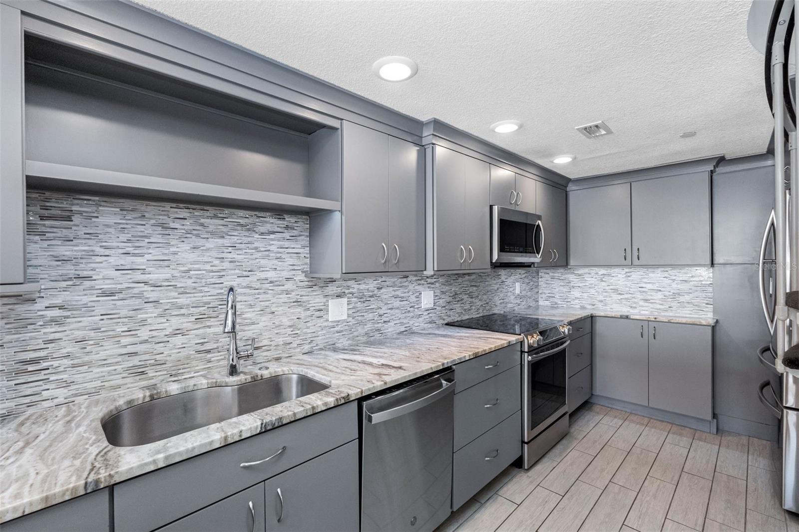 19700 Gulf Unit 403, Indian Shores, FL 33785