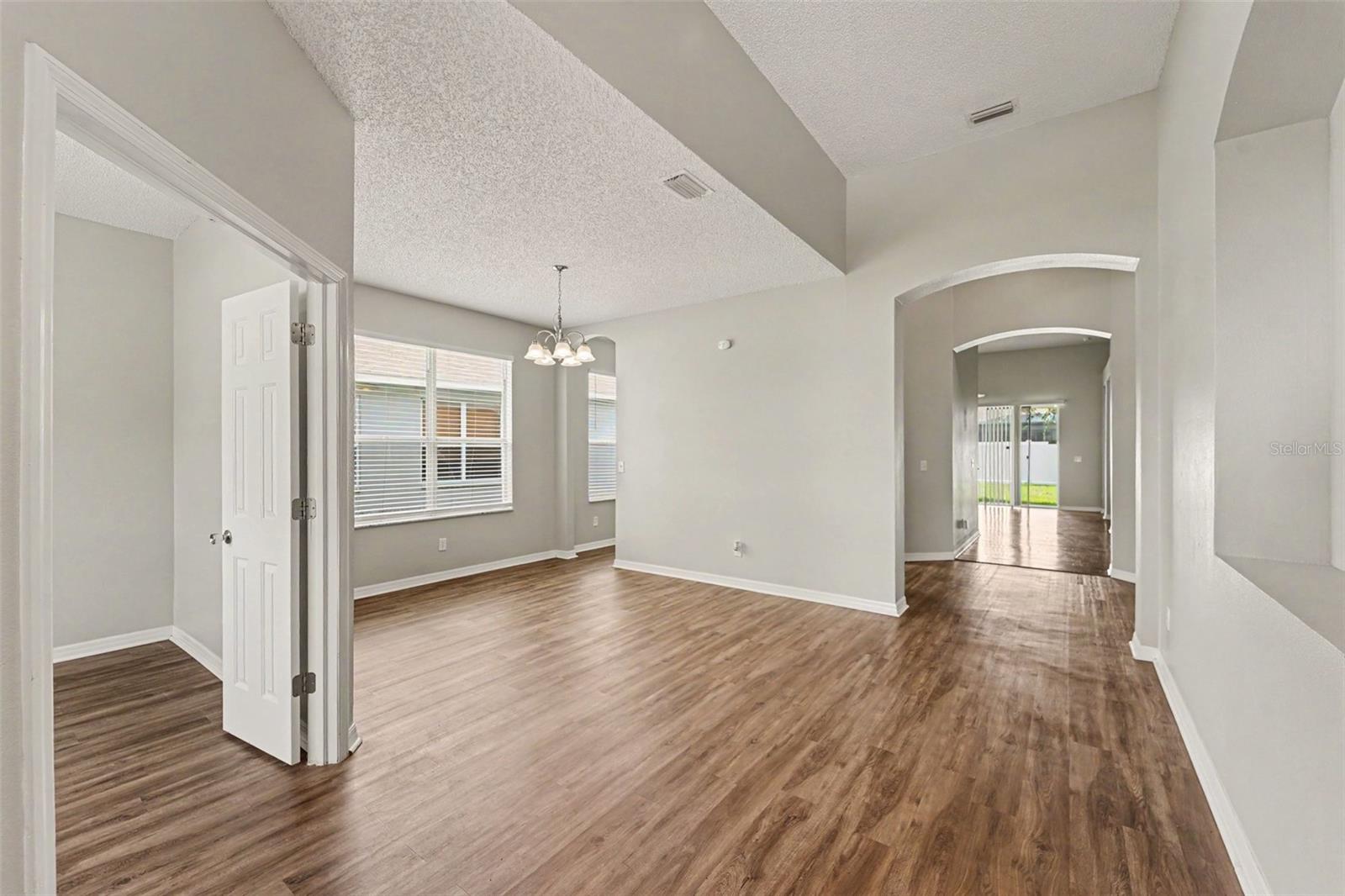 4906 Pennecott, Wesley Chapel, FL 33544