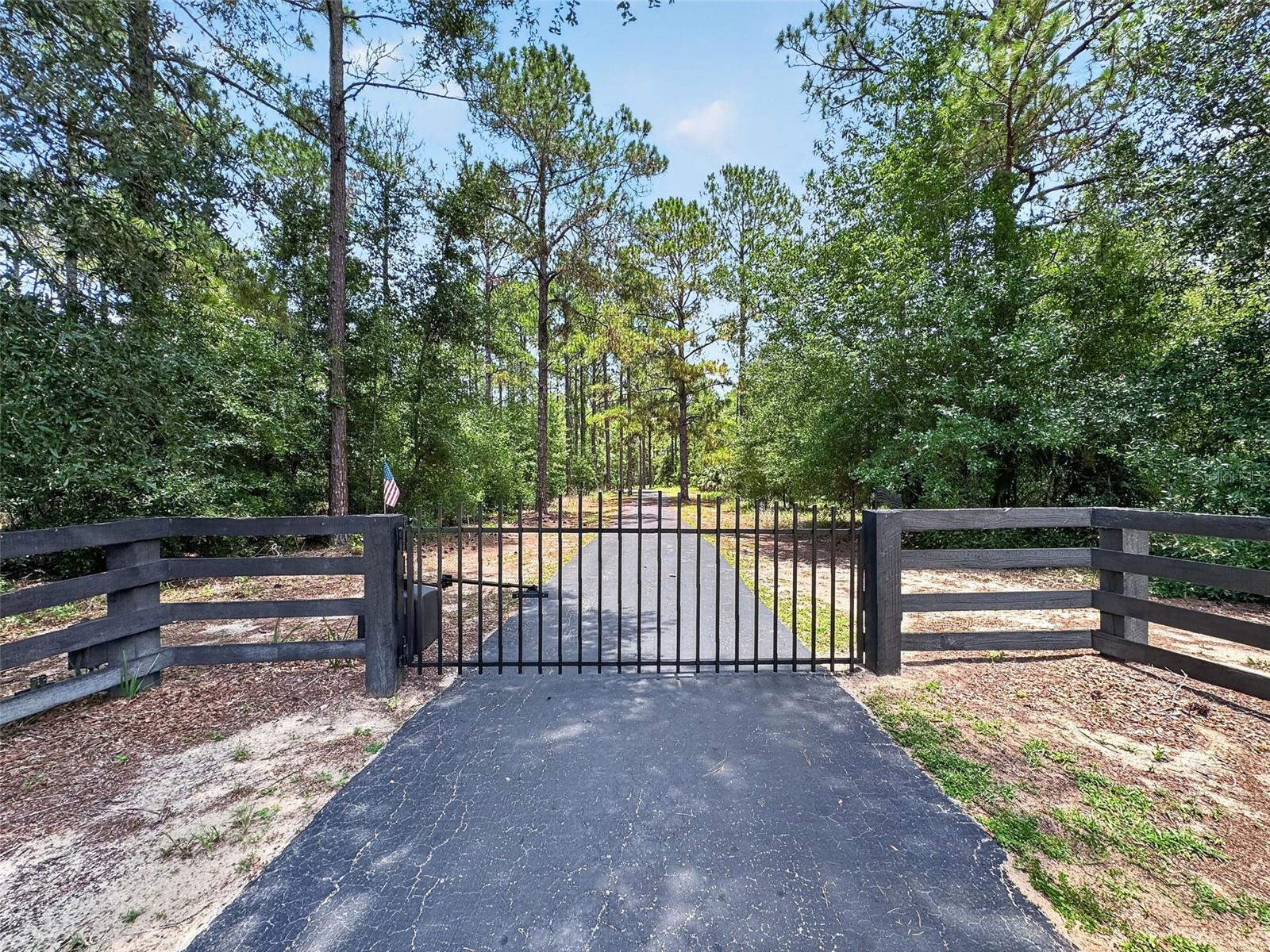 22625 Lake Seneca, Eustis, FL 32736