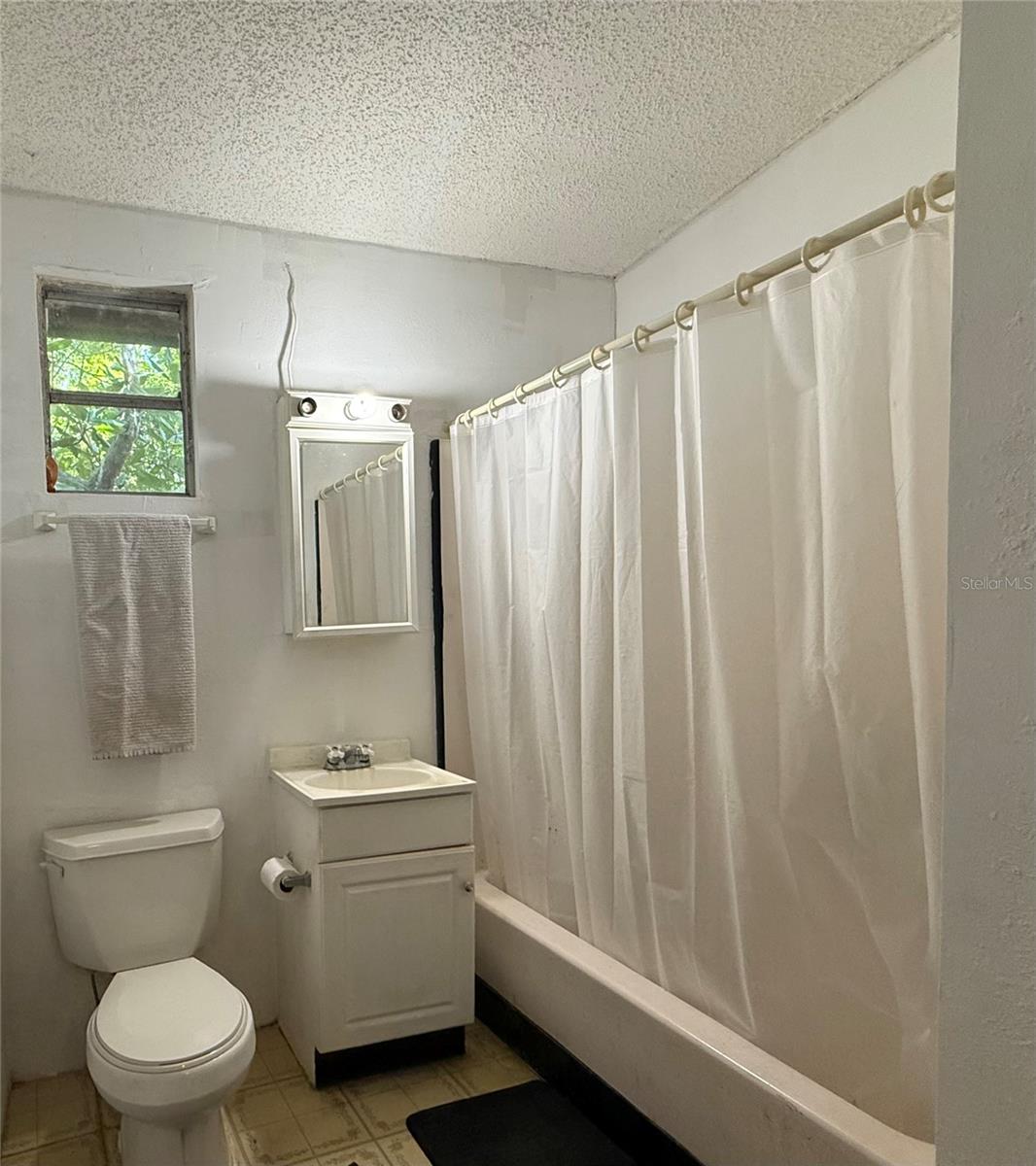 23946 Indigo, Astor, FL 32102