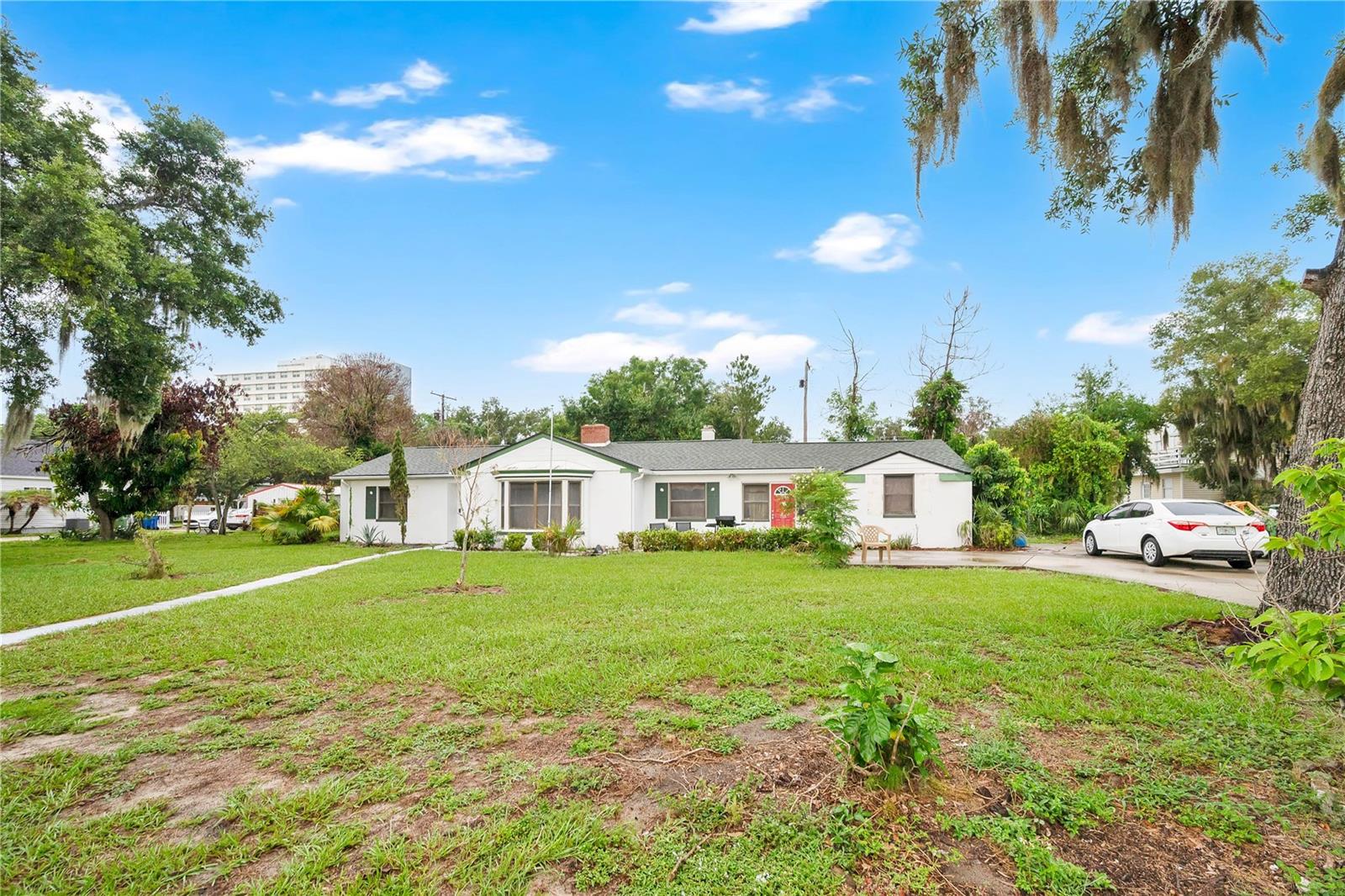 715 Avenue B, Winter Haven, FL 33880