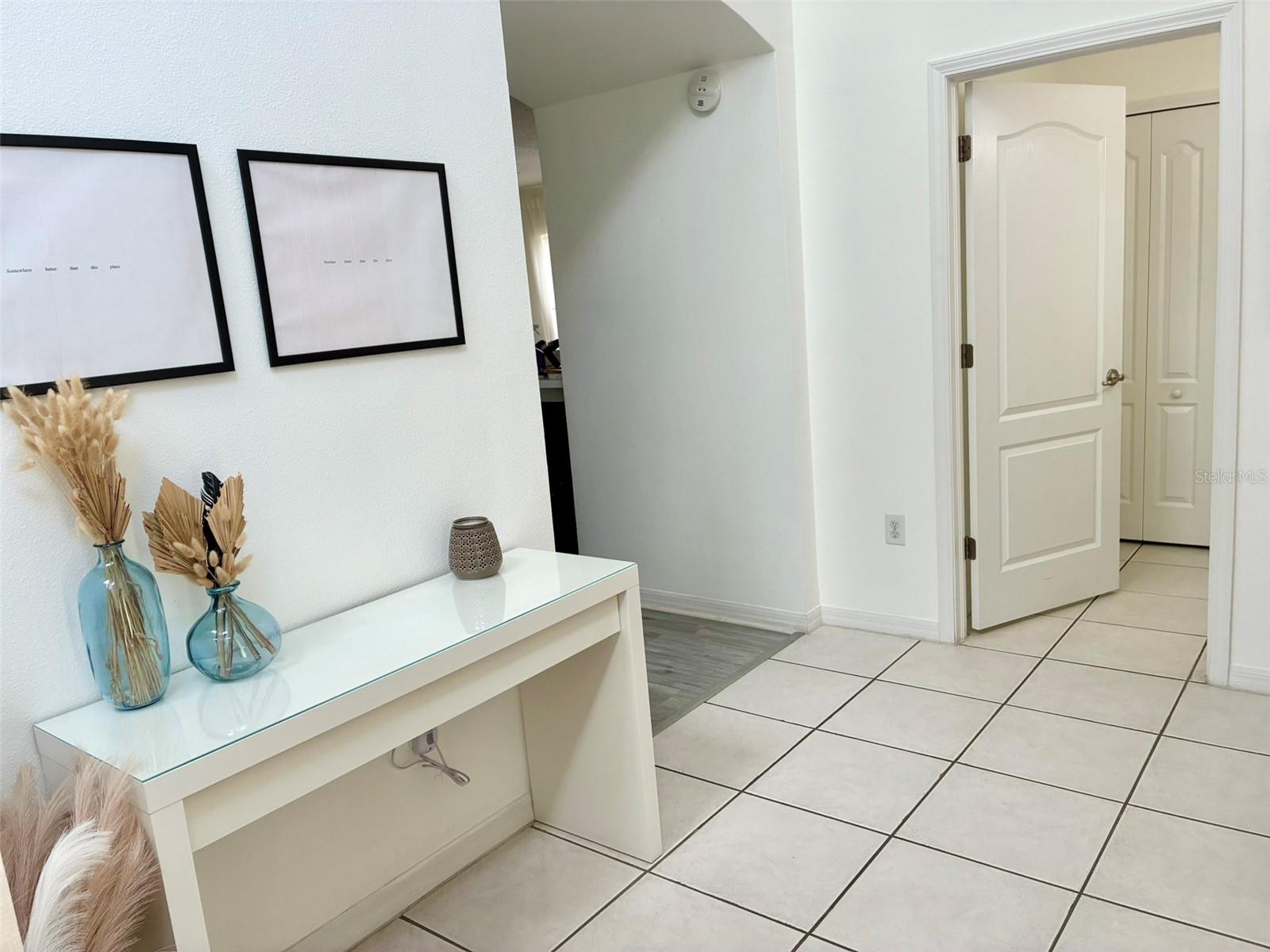 8026 Carriage Pointe Drive, Gibsonton, FL 33534
