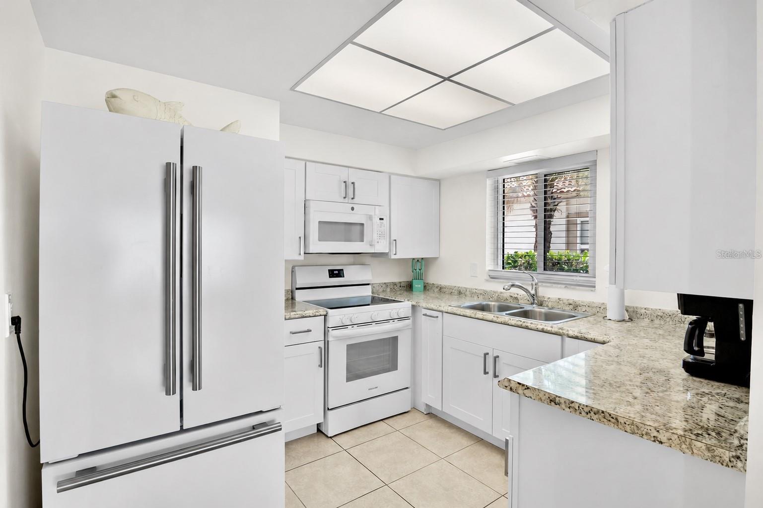 159 Vista Hermosa Unit 27b, Sarasota, FL 34242