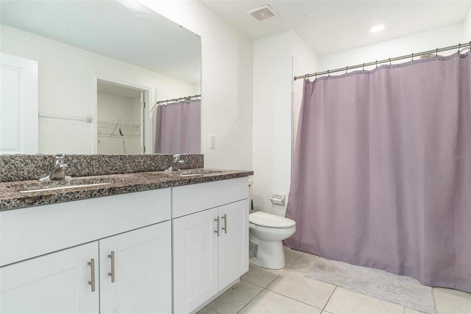 1863 Yellow, Lakeland, FL 33801