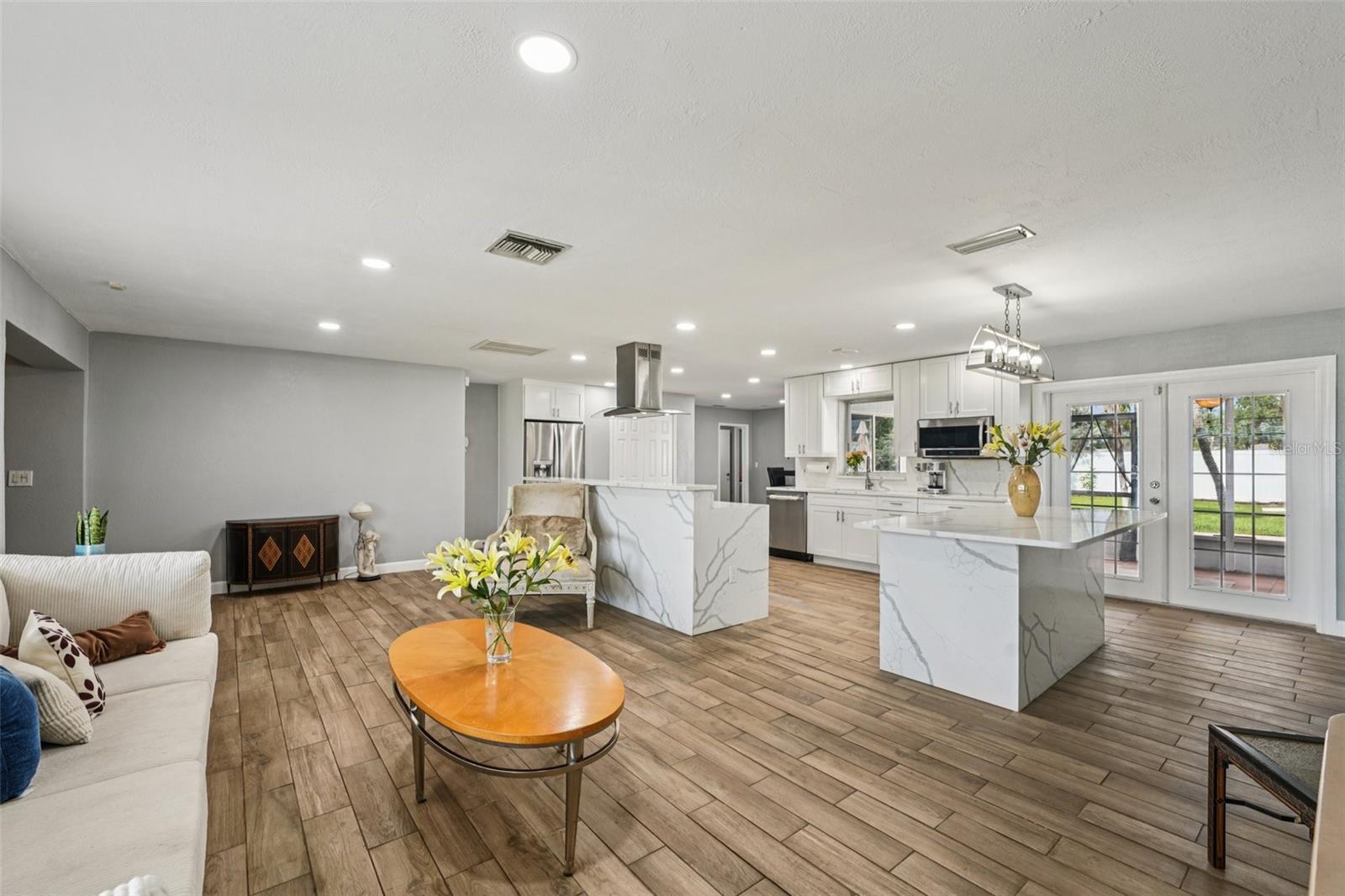 6010 Bayou Grande, St Petersburg, FL 33703