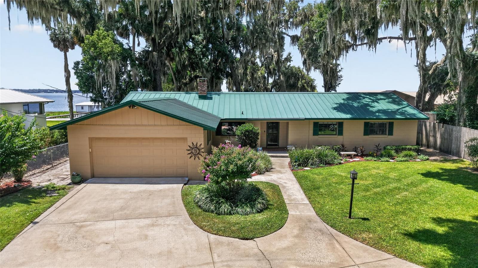 13200 Highway 25, Ocklawaha, FL 32179