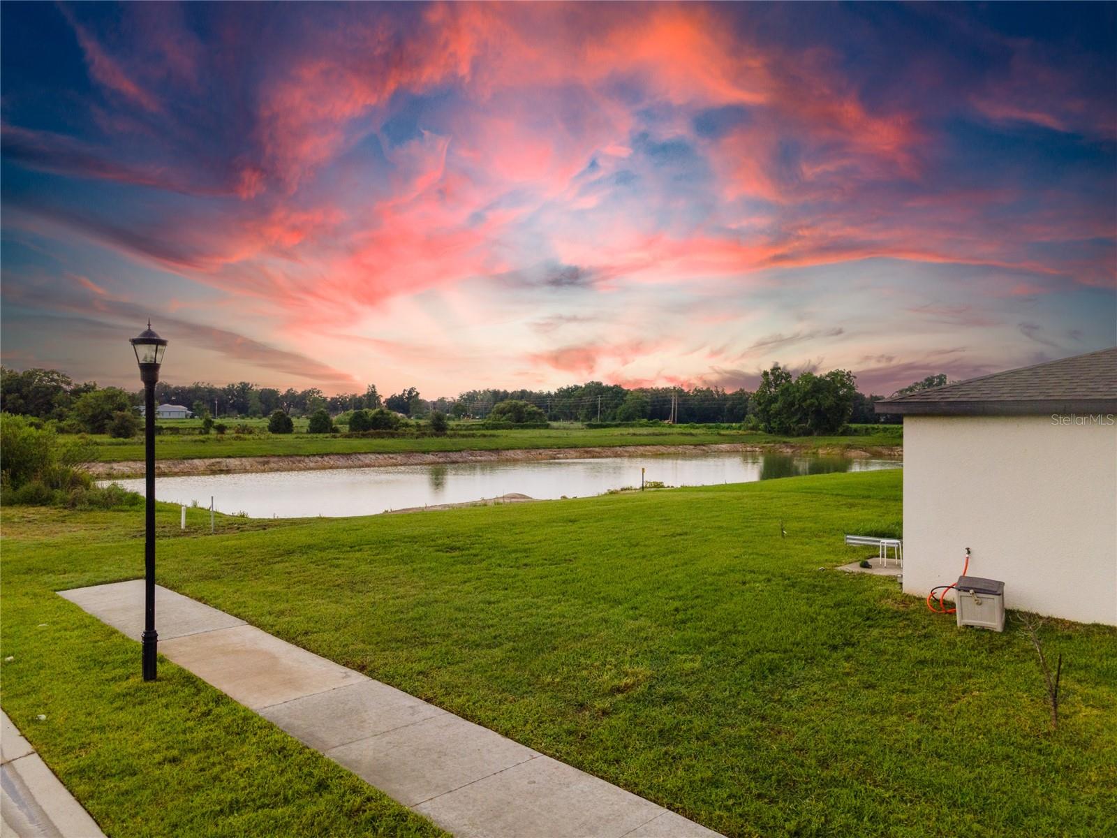 3303 Asher Moon, Zephyrhills, FL 33540
