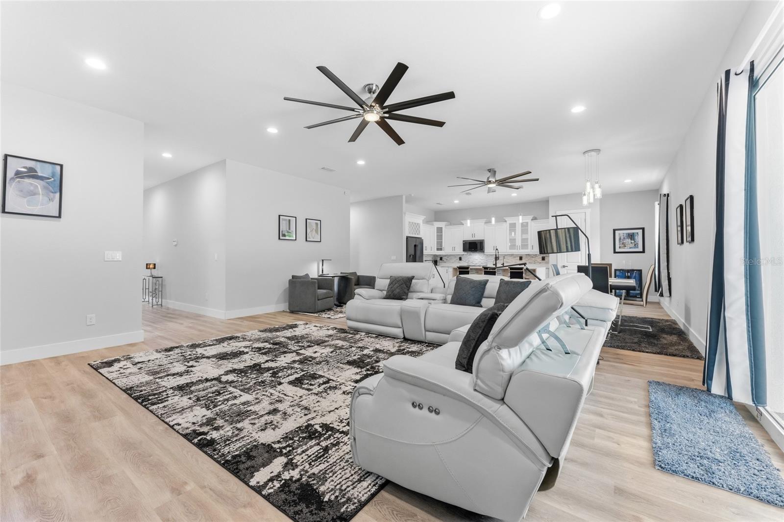 9714 Van, Tampa, FL 33615