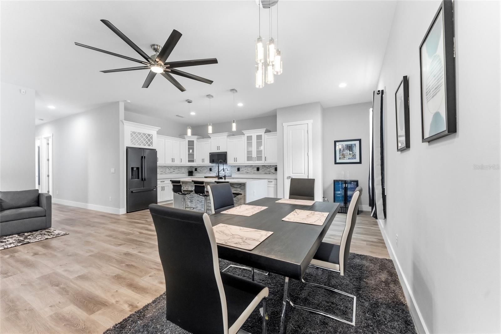 9714 Van, Tampa, FL 33615