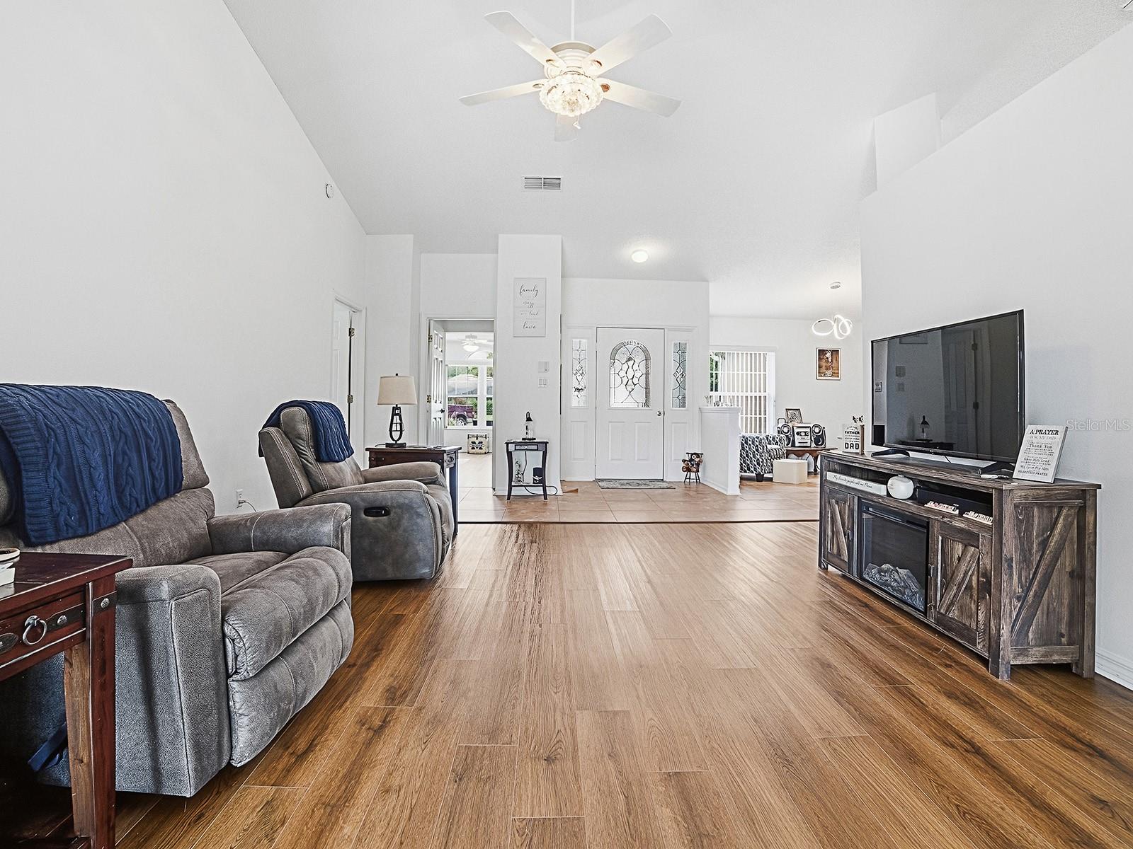 3851 Manor Oaks, Leesburg, FL 34748