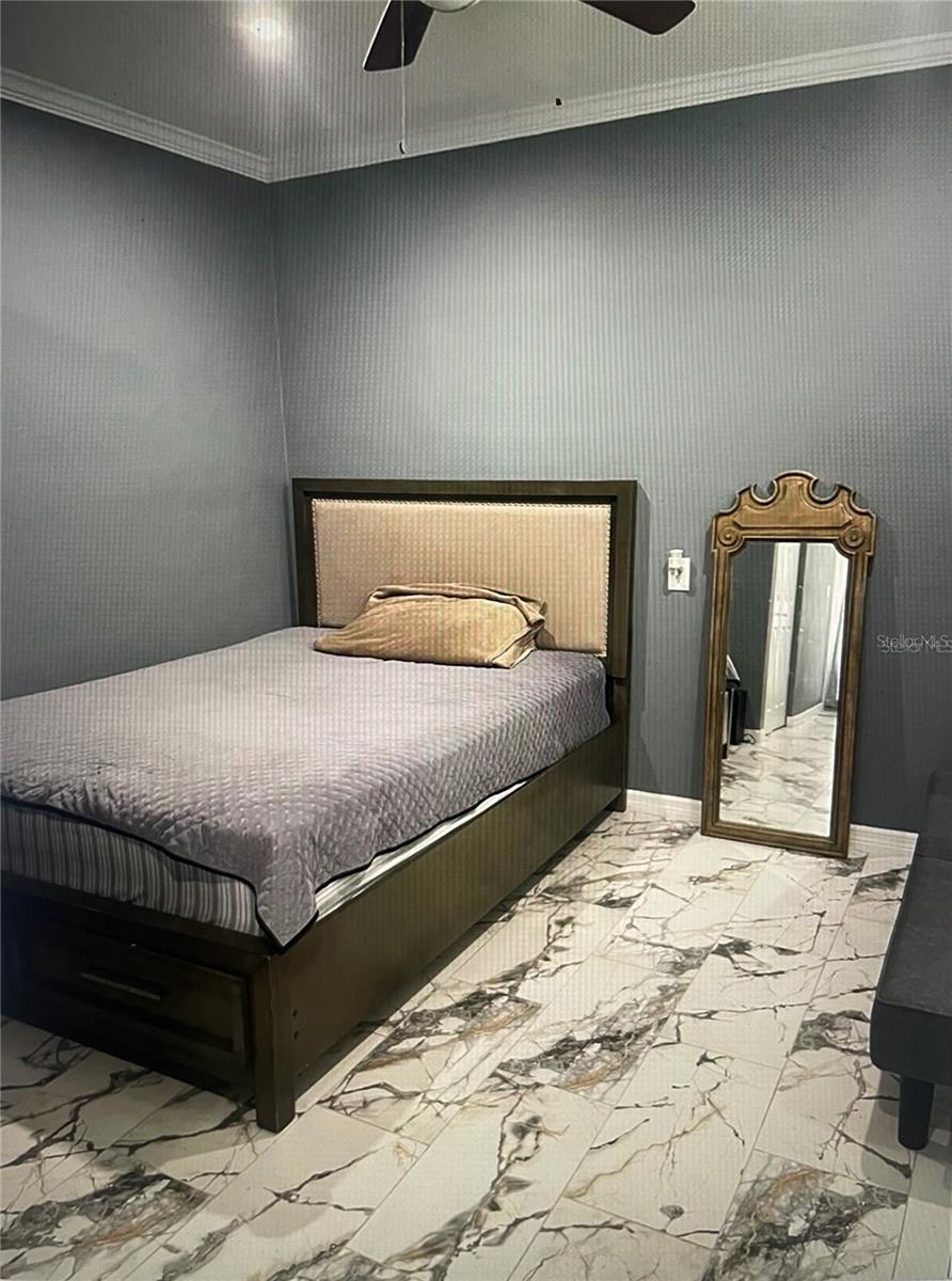 1929 3rd, Bradenton, FL 34208
