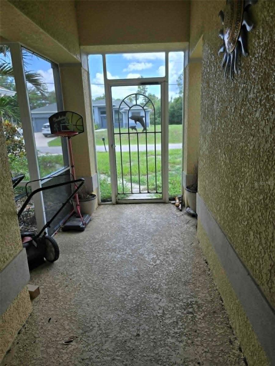 1982 Winslow, North Port, FL 34286