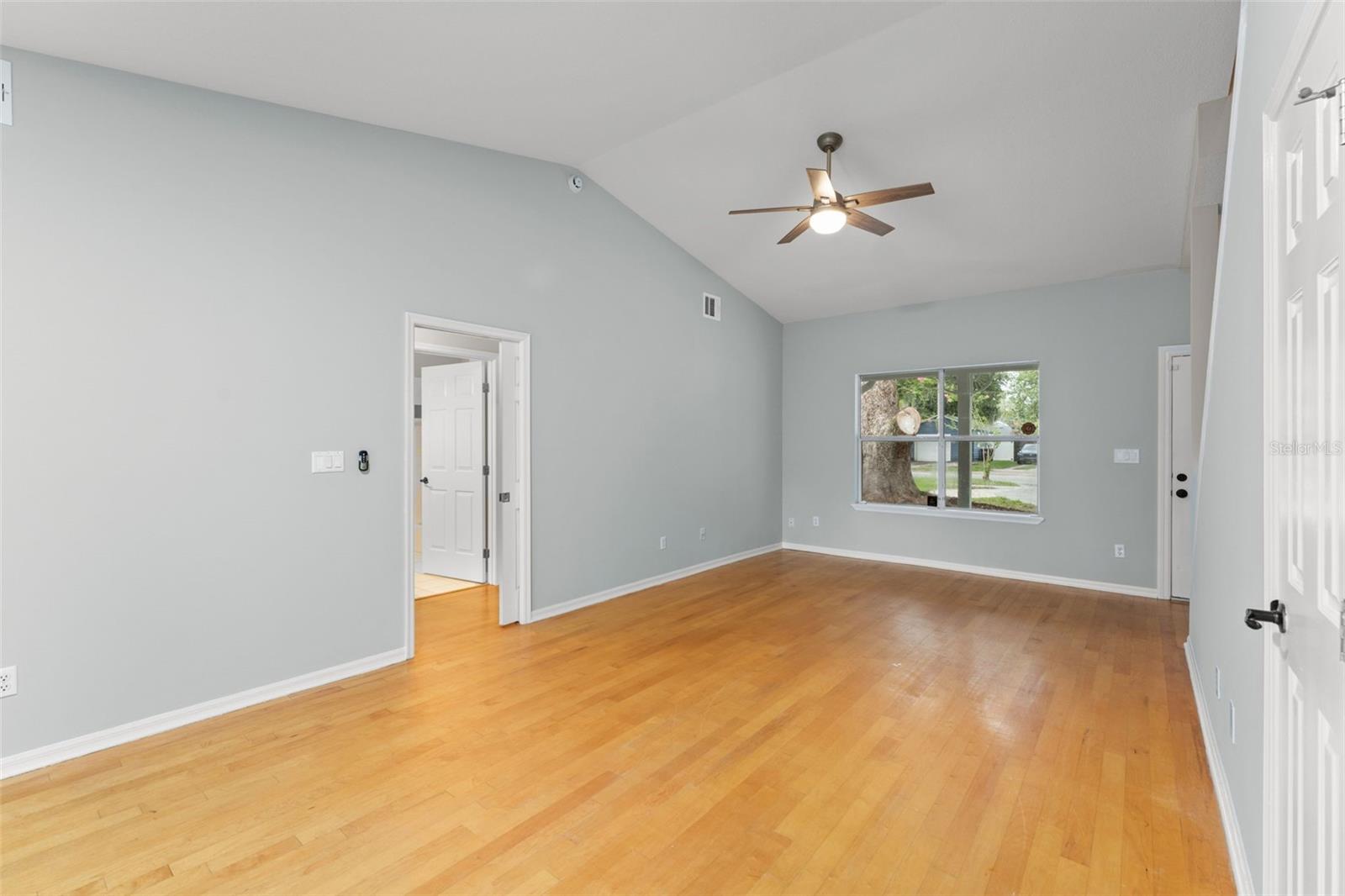 805 Smith, Orlando, FL 32804