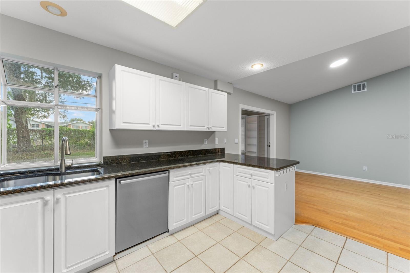 805 Smith, Orlando, FL 32804