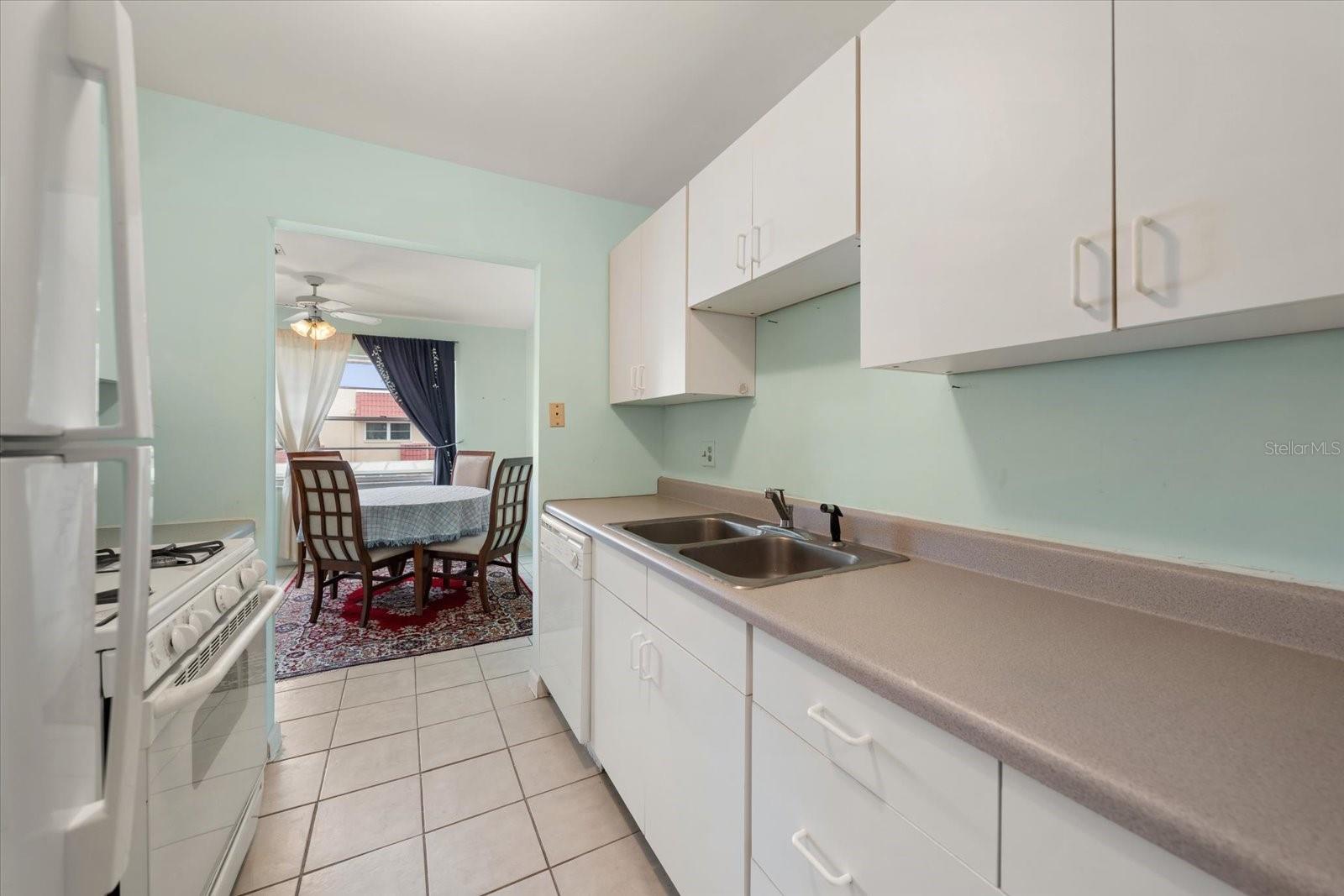 10033 64th Unit 19, St Petersburg, FL 33708