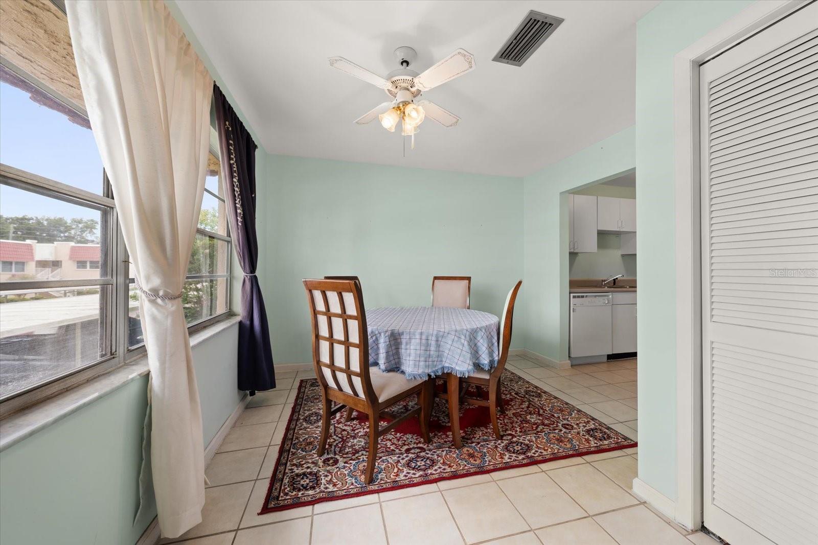 10033 64th Unit 19, St Petersburg, FL 33708