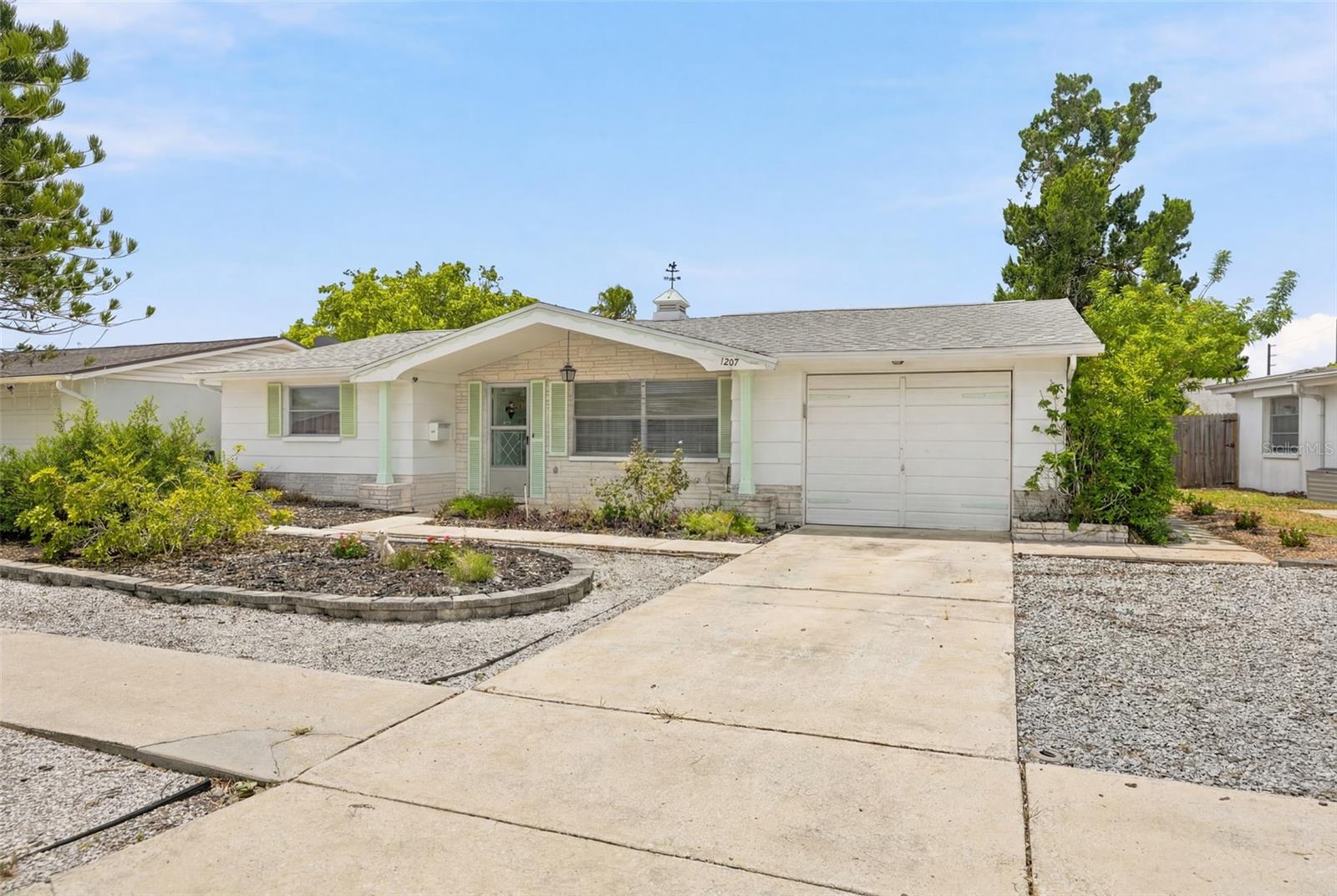 1207 Lodestar, Holiday, FL 34690