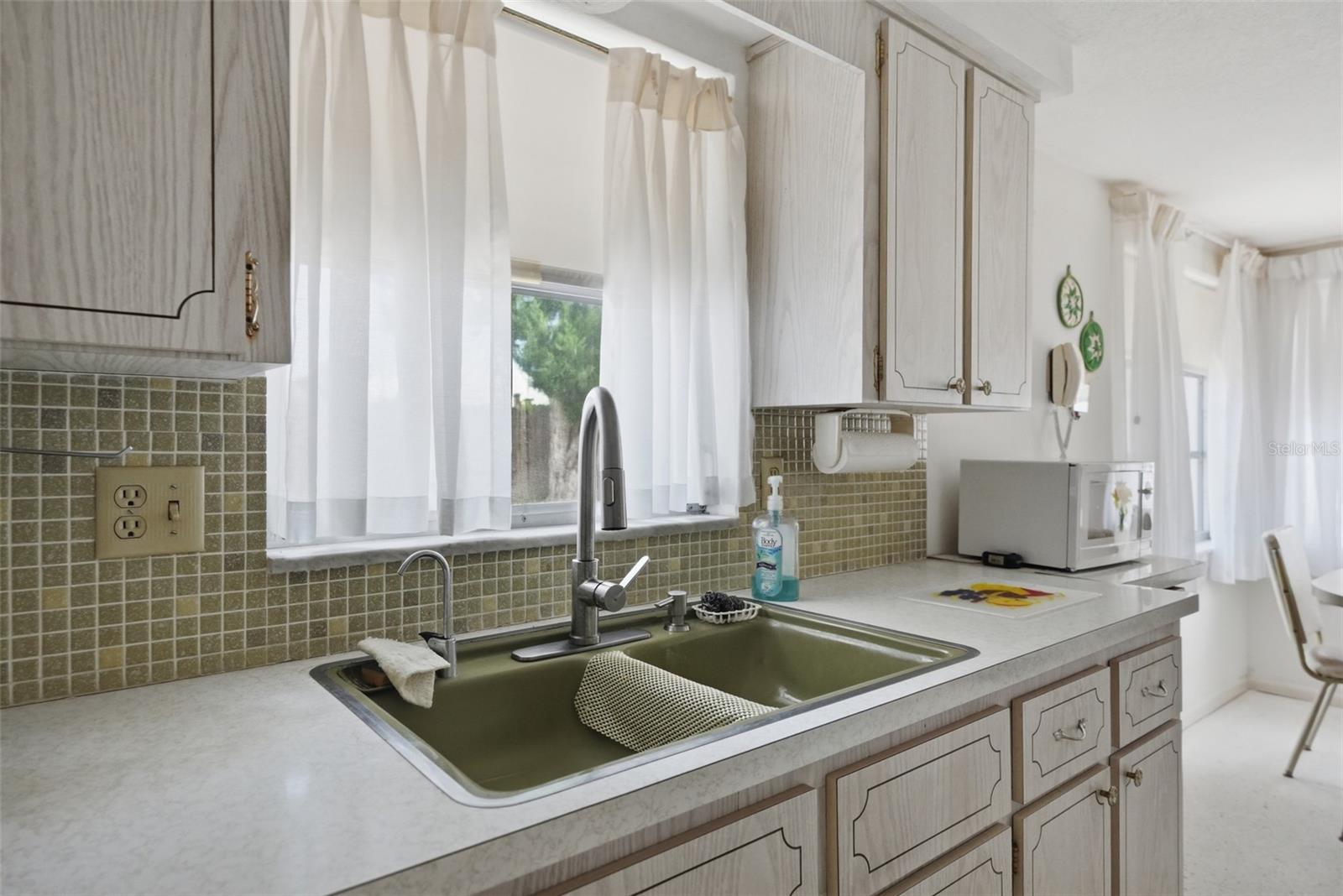 1207 Lodestar, Holiday, FL 34690