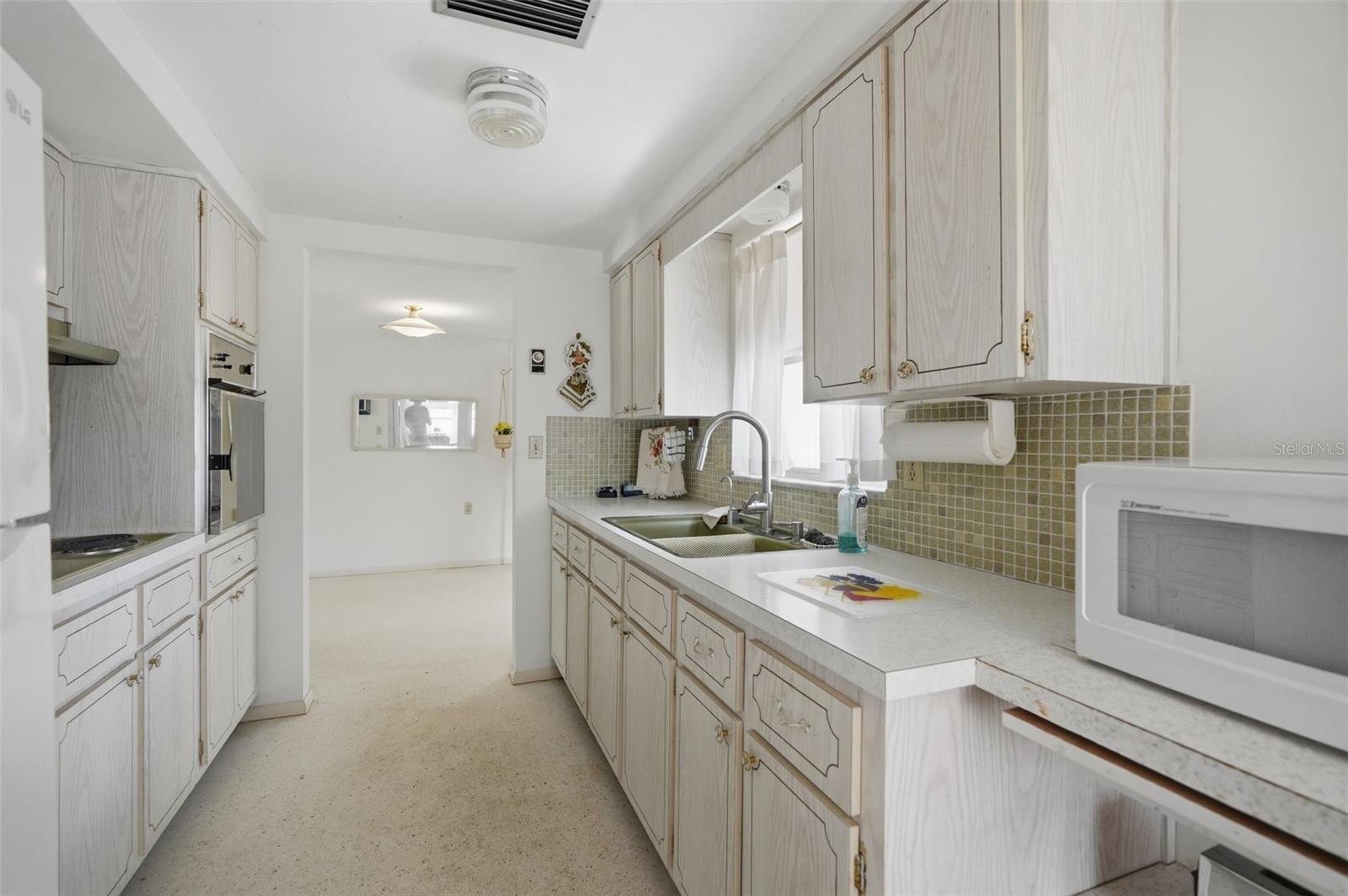 1207 Lodestar, Holiday, FL 34690