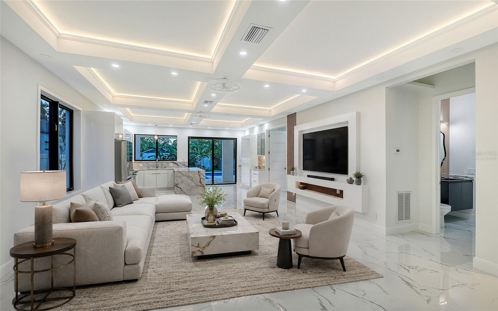 2483 Bay, Sarasota, FL 34237