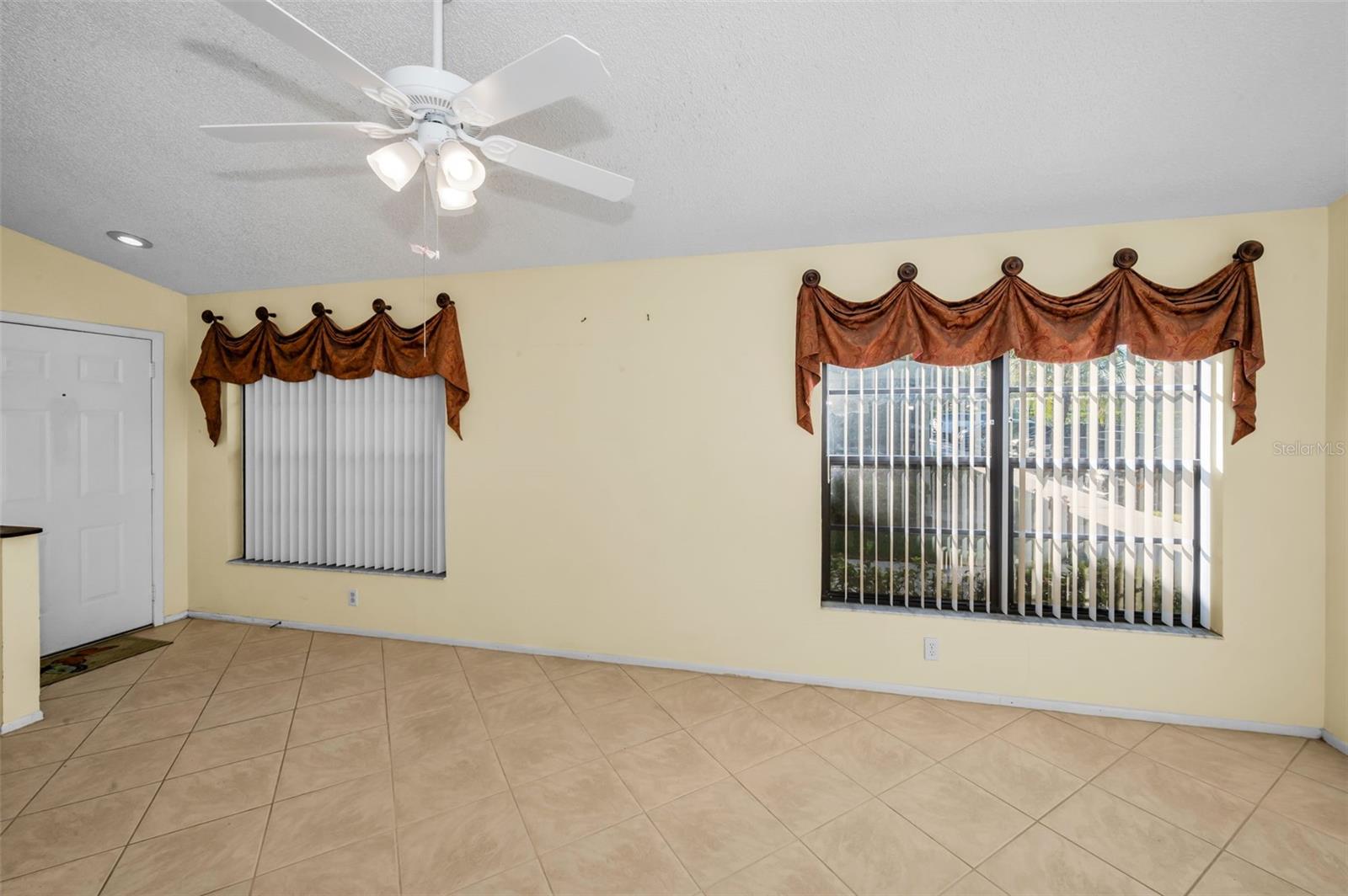 3500 Magnolia Ridge Unit 405, Palm Harbor, FL 34684