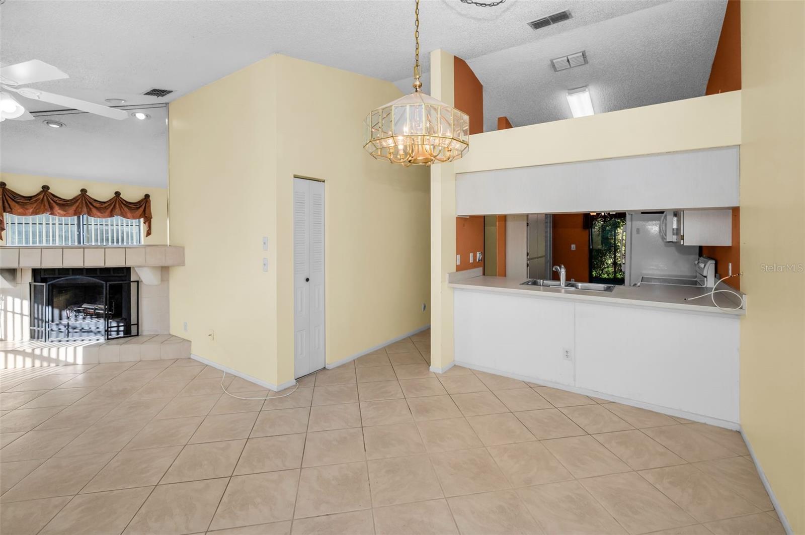 3500 Magnolia Ridge Unit 405, Palm Harbor, FL 34684
