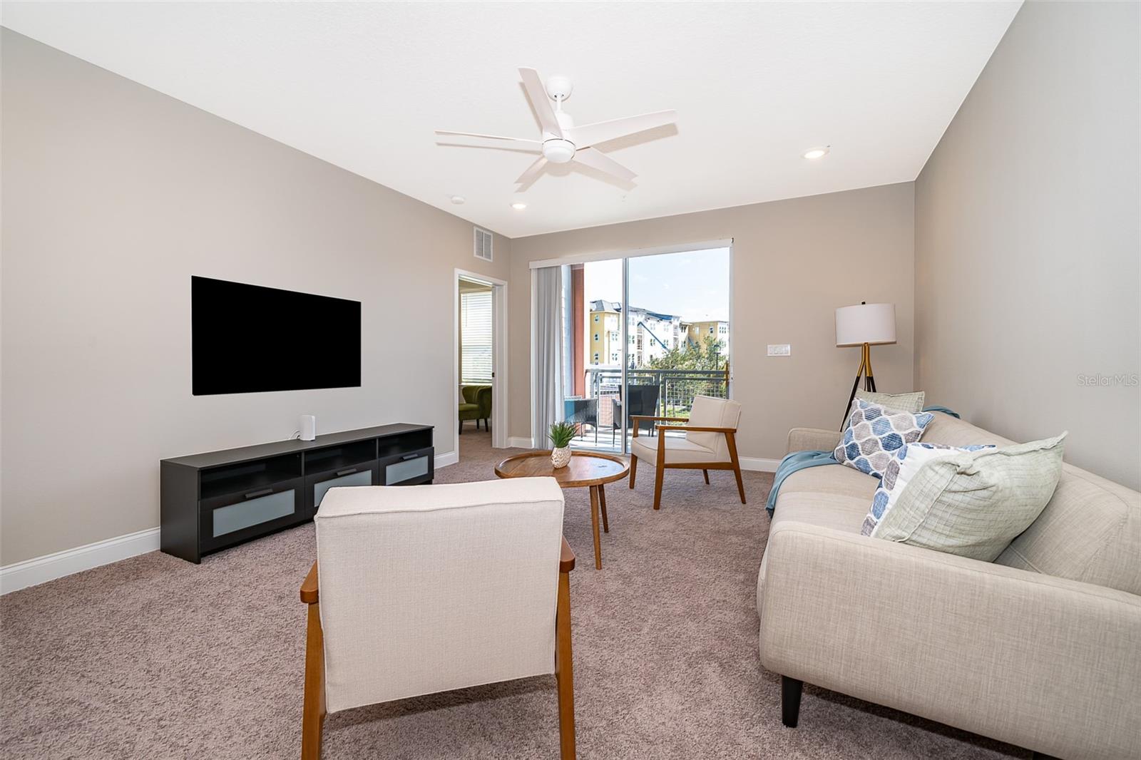 7521 Laureate Unit 5208, Orlando, FL 32827