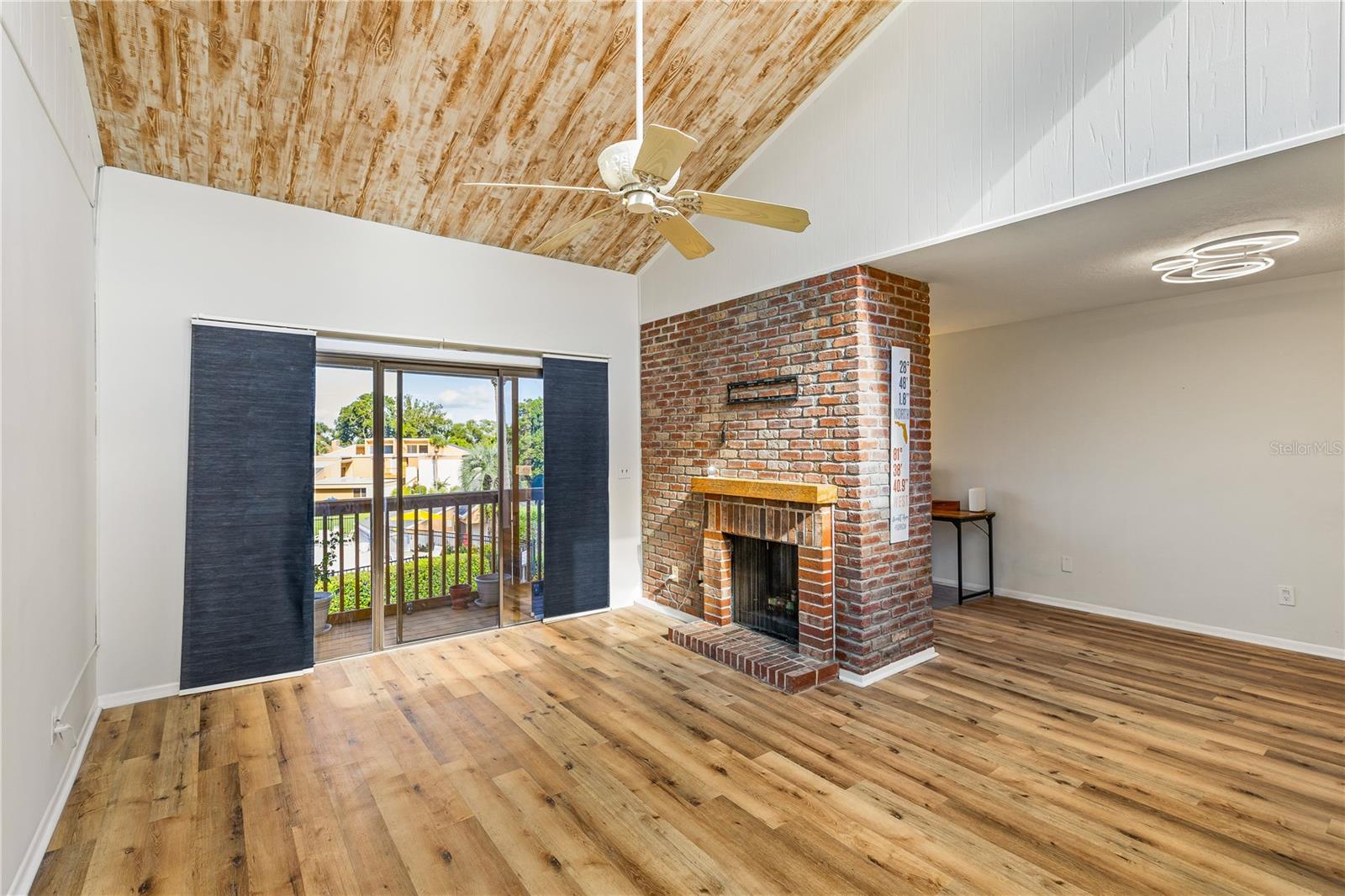 1051 Highland Unit 7d, Mount Dora, FL 32757
