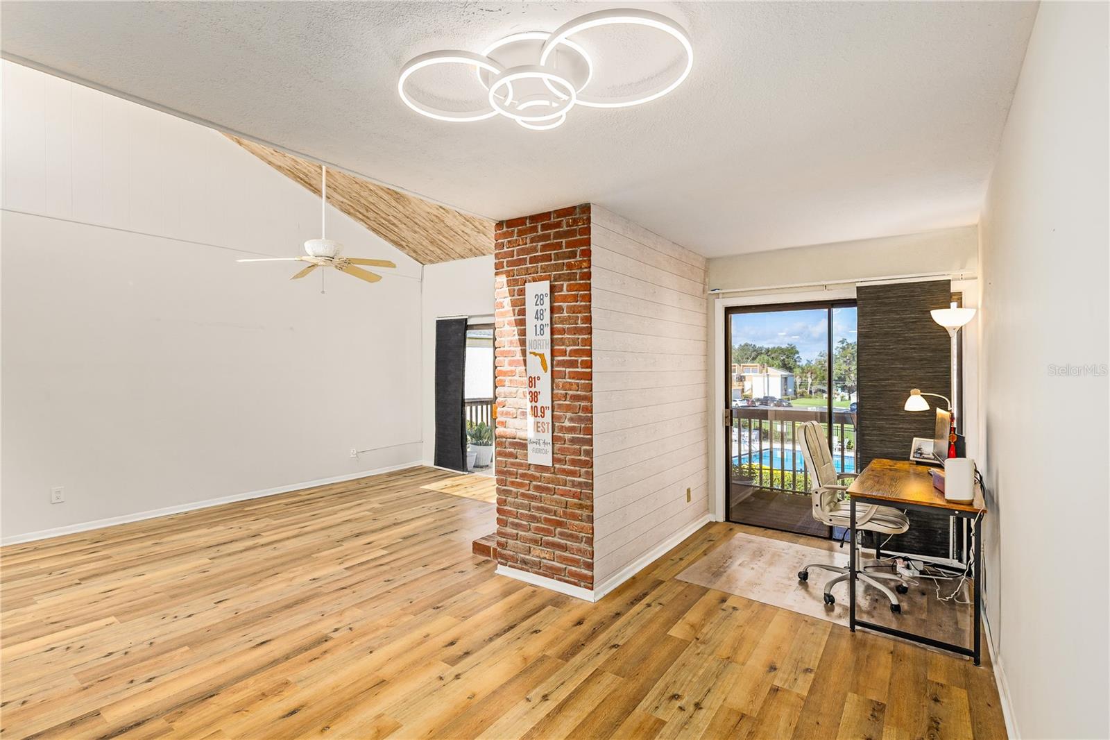 1051 Highland Unit 7d, Mount Dora, FL 32757