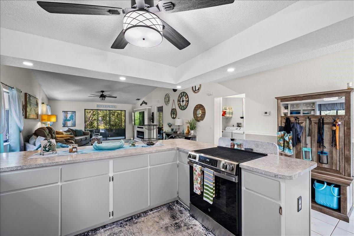 6653 River Run Unit 6653, Weeki Wachee, FL 34607