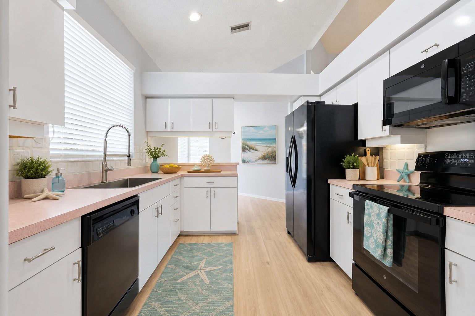 4636 Deer Trail, Sarasota, FL 34238