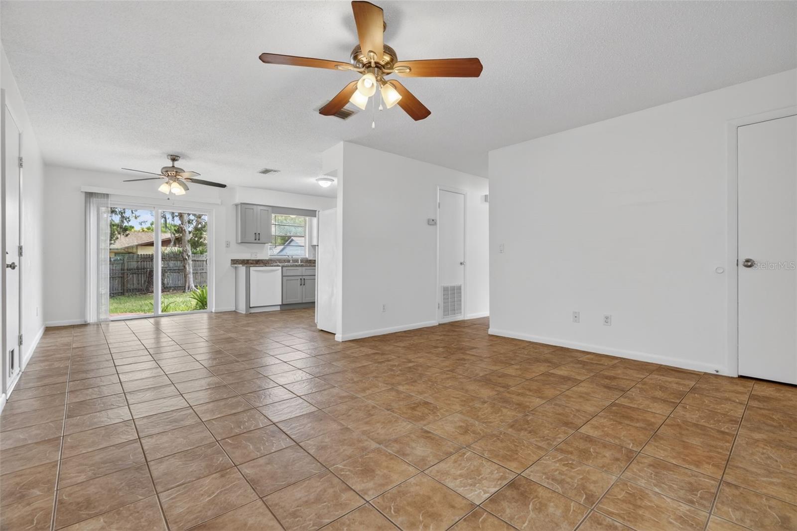 2319 Tennyson, Homosassa, FL 34448
