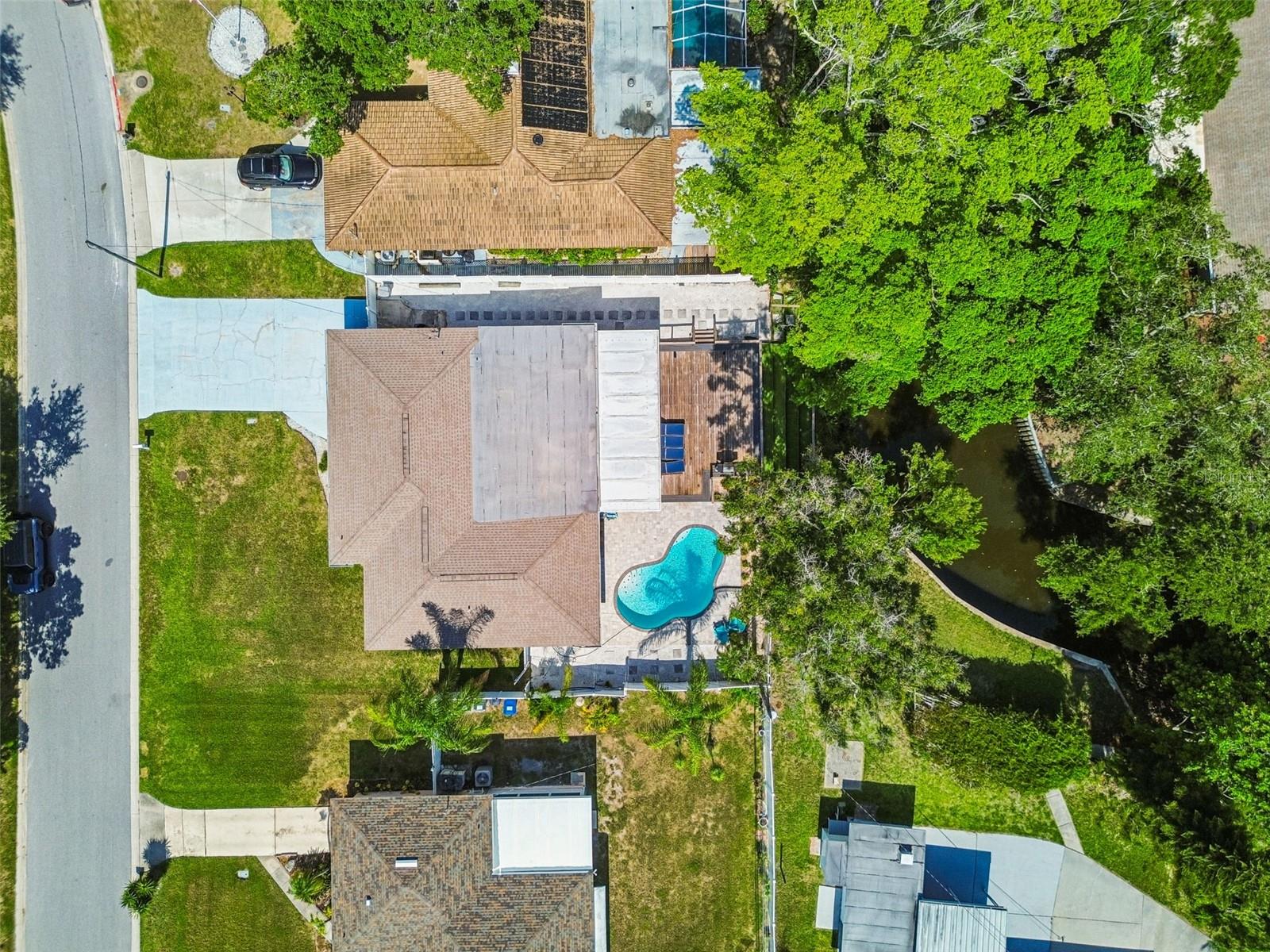 3282 Honeysuckle Rd, Largo, FL 33770